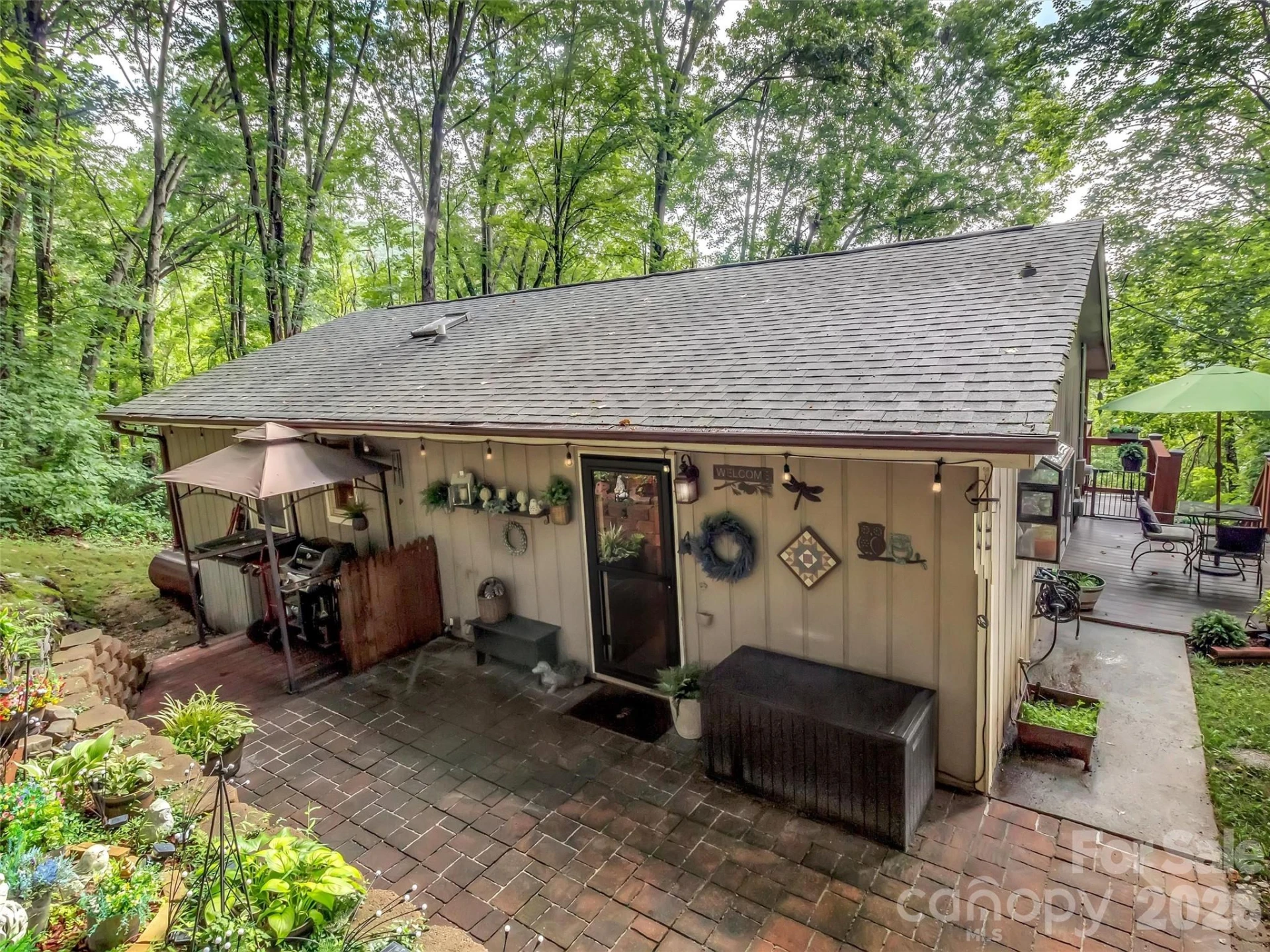 346 Wendy Way - Photo 2