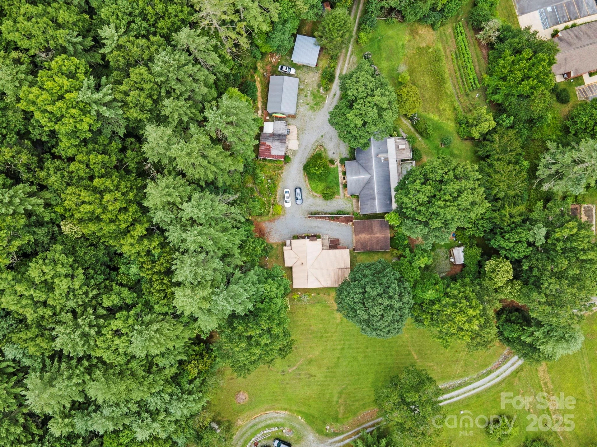 105 Corn Drive - Photo 2