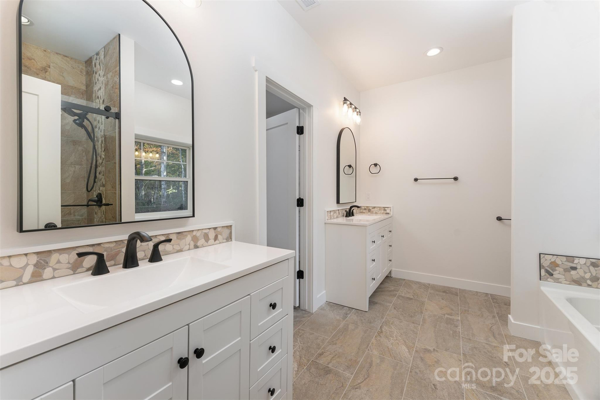131 Dalton Court - Photo 16