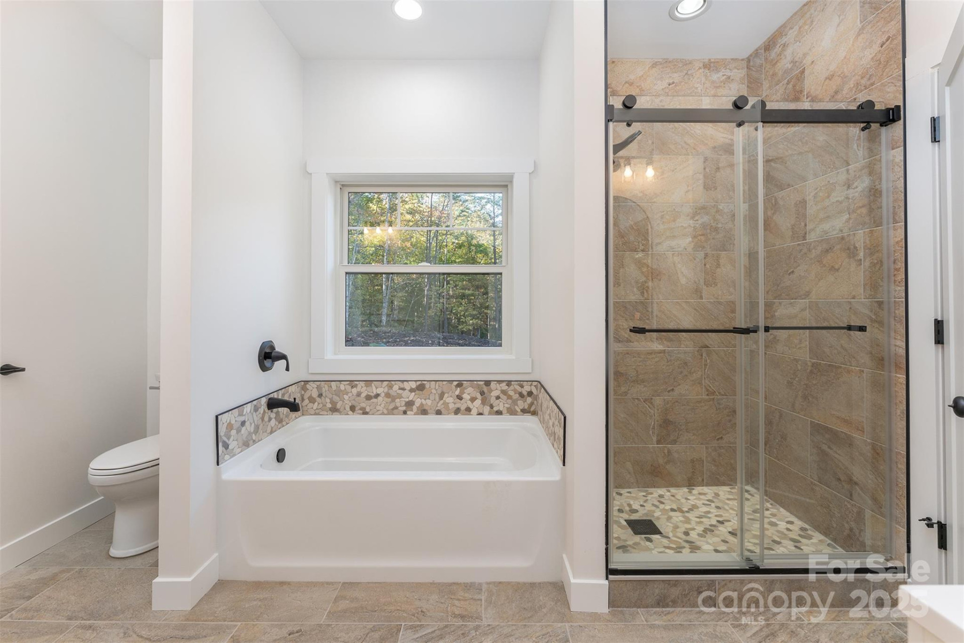 131 Dalton Court - Photo 17