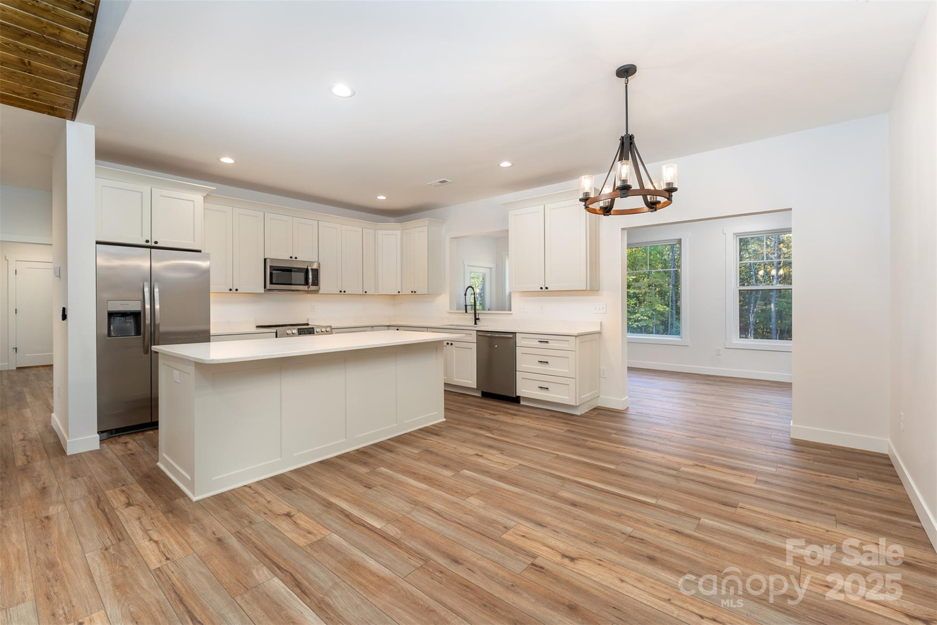 131 Dalton Court - Photo 8