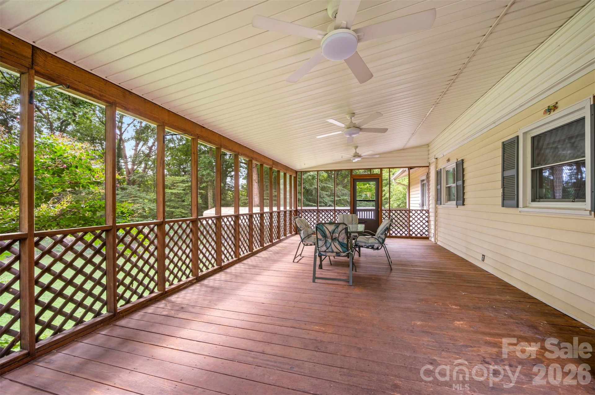 170 Hodge Street - Photo 2