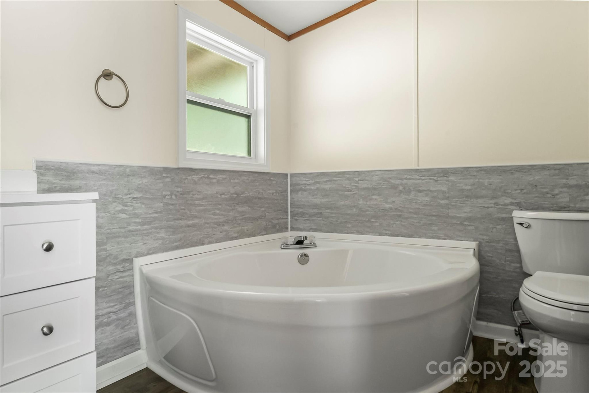 2236 Sisue Street - Photo 16