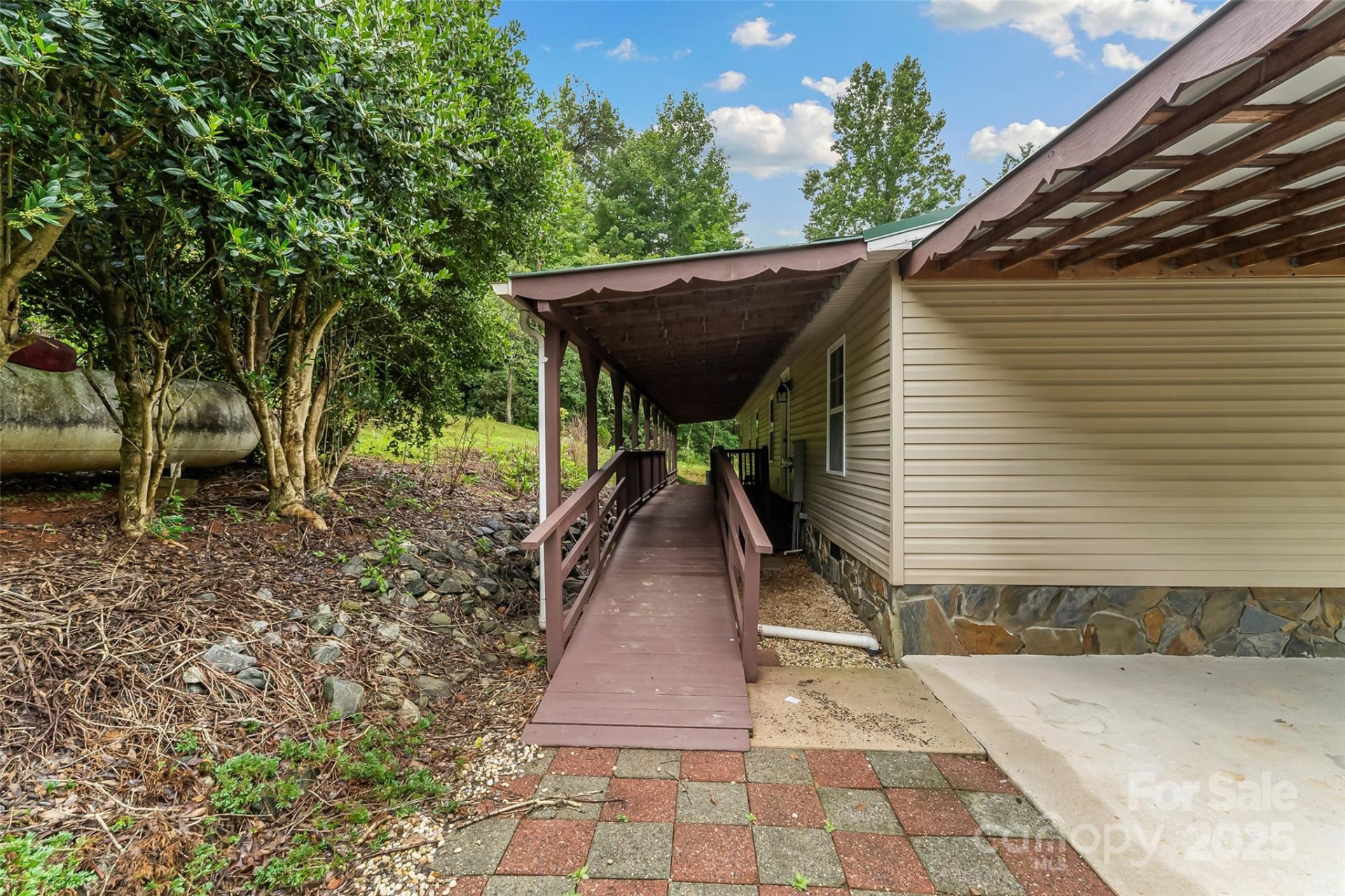 2236 Sisue Street - Photo 29