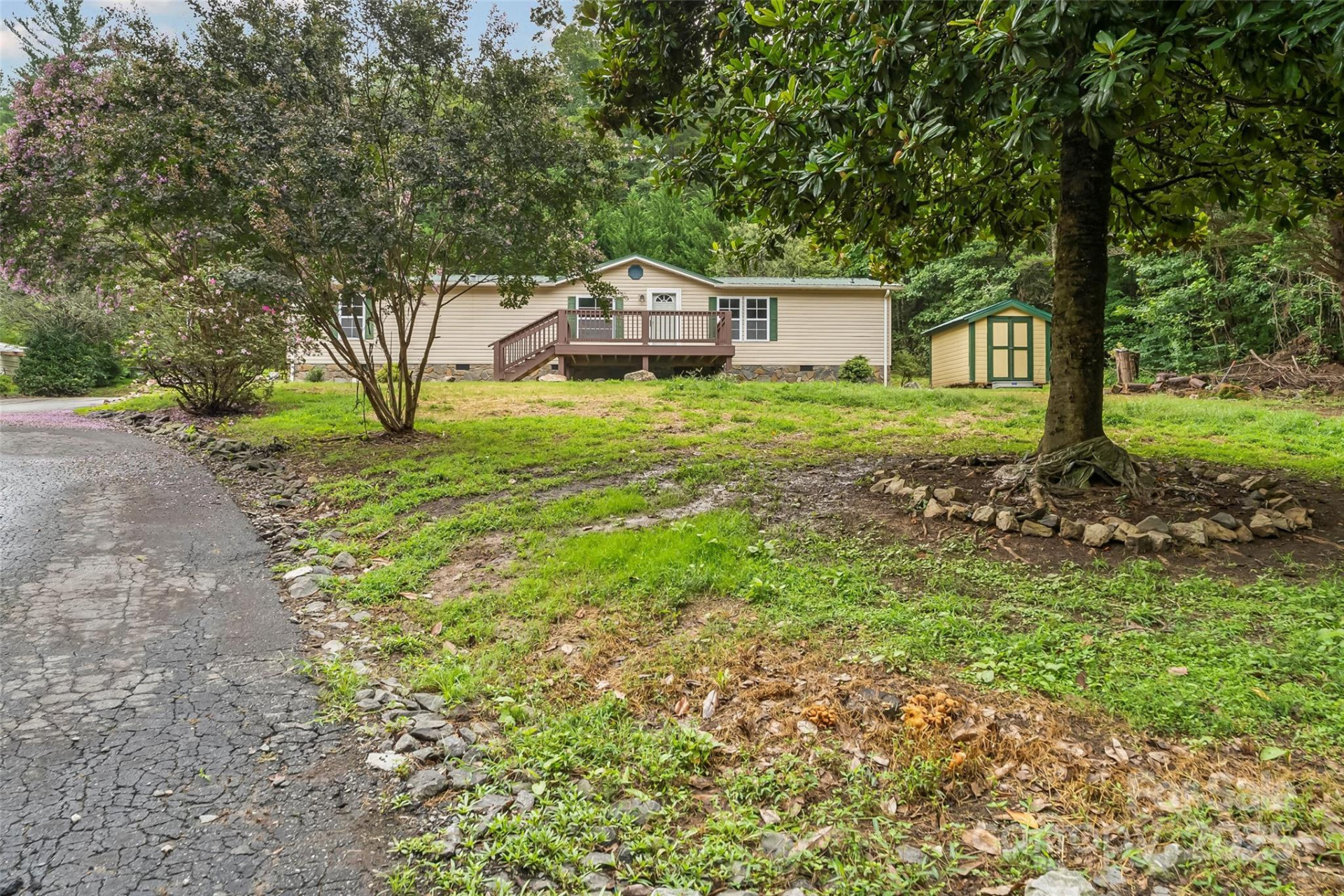 2236 Sisue Street - Photo 30