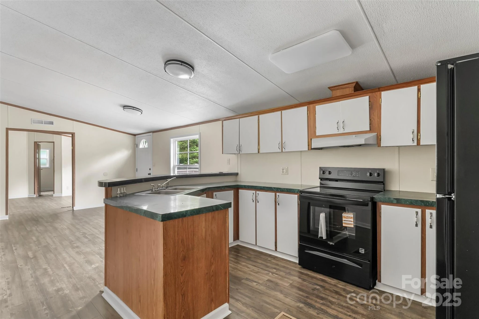 2236 Sisue Street - Photo 7