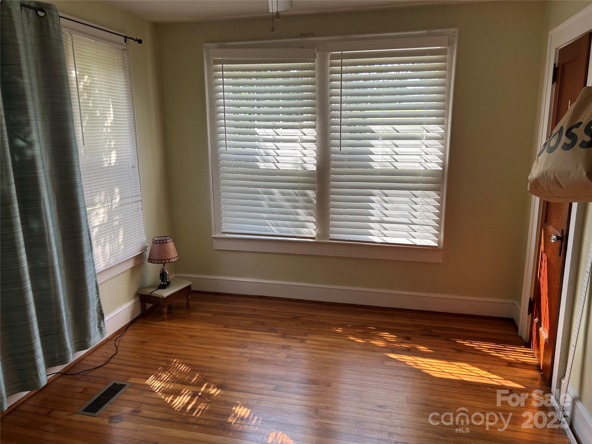 1349 US 221 Highway - Photo 13