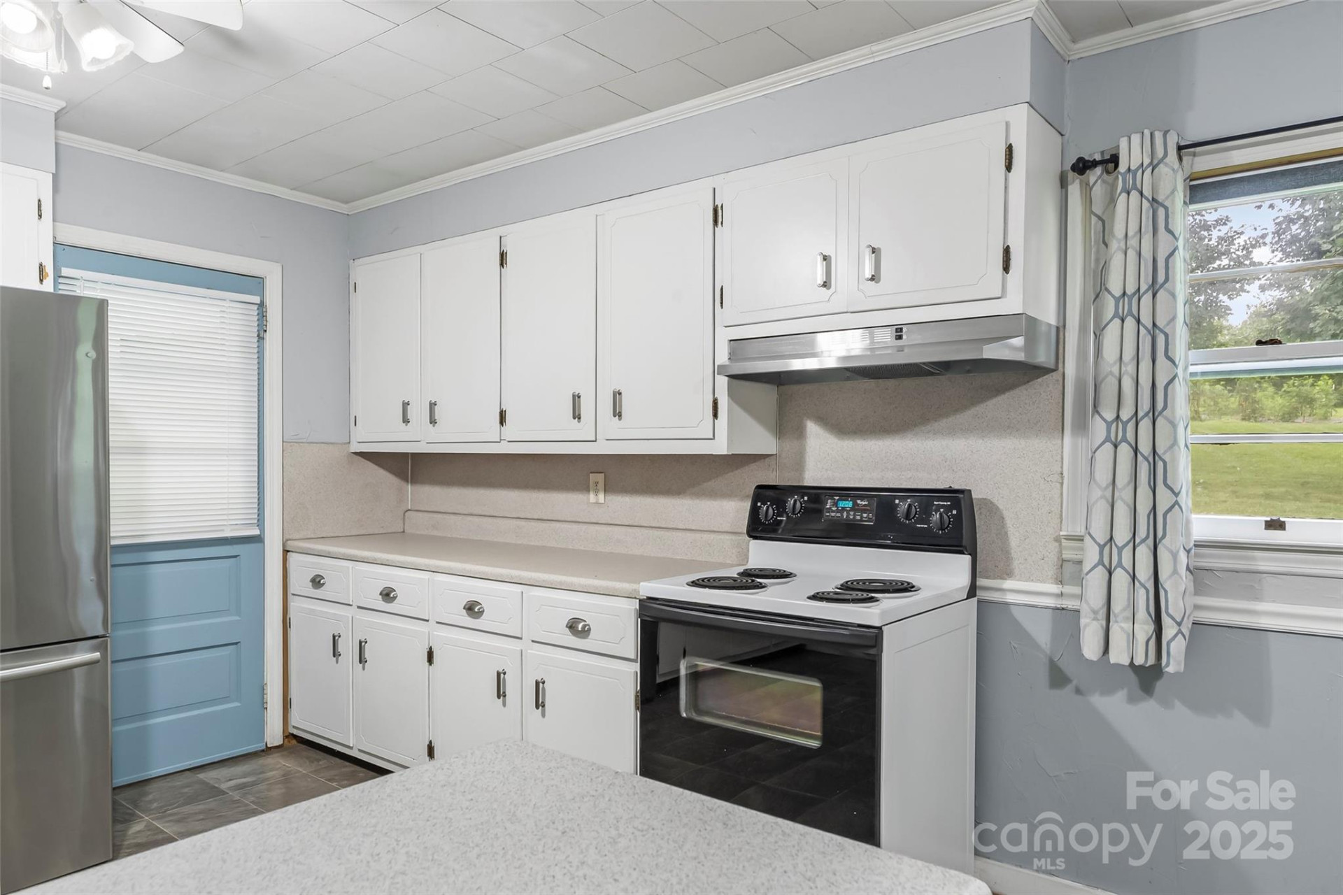 2777 Pax Hill Road - Photo 10