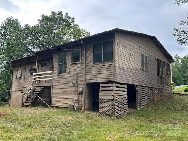 584 Groves Road - Photo 5