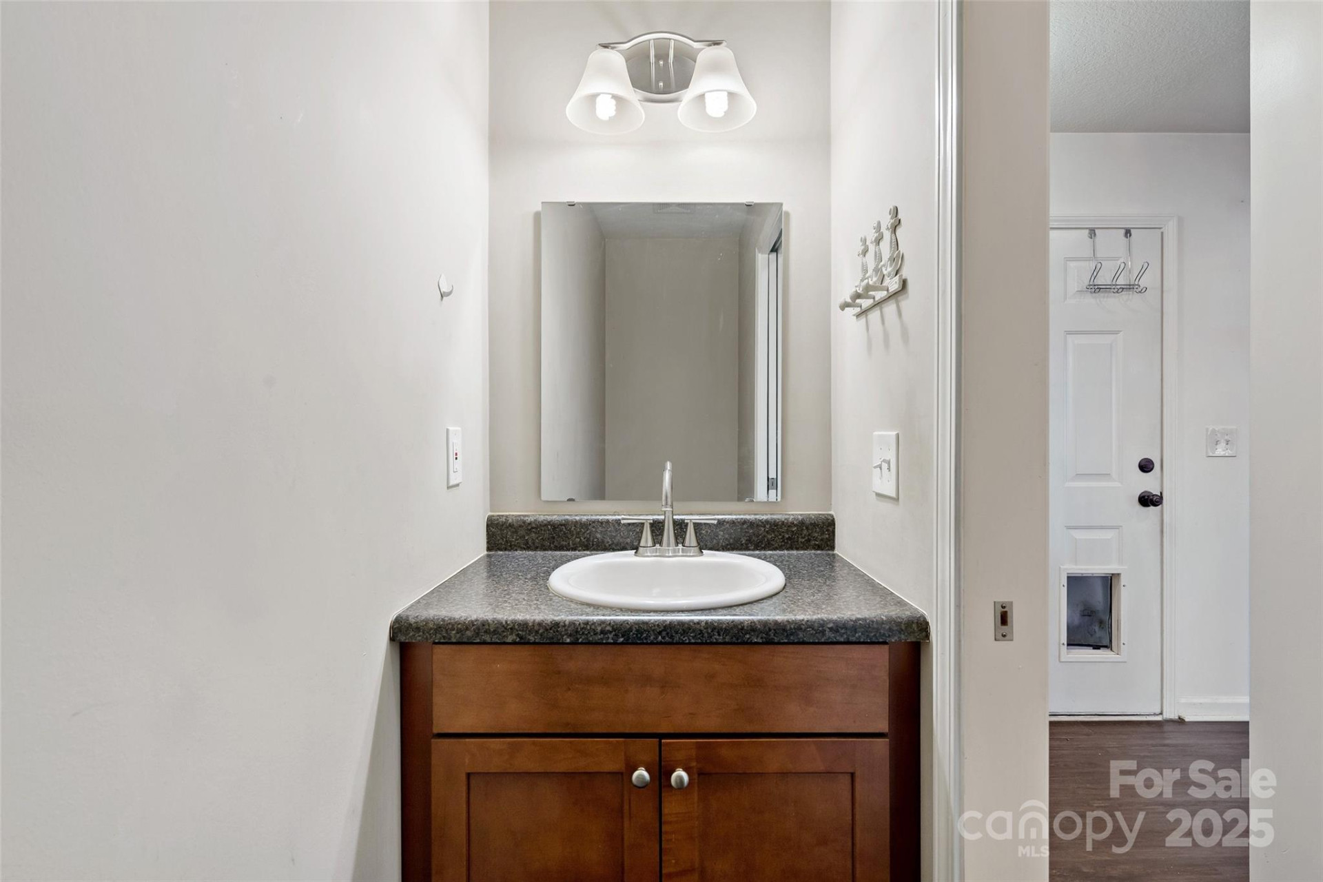 31 English Ivy Road - Photo 12