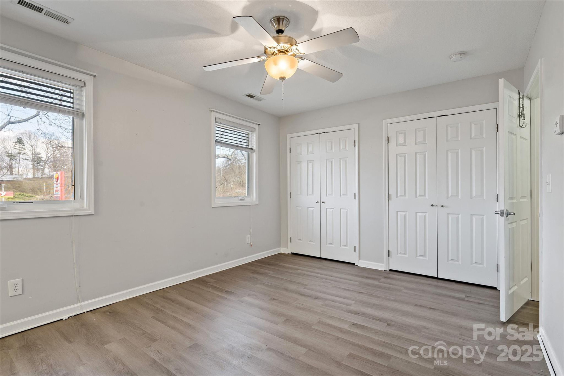 31 English Ivy Road - Photo 15