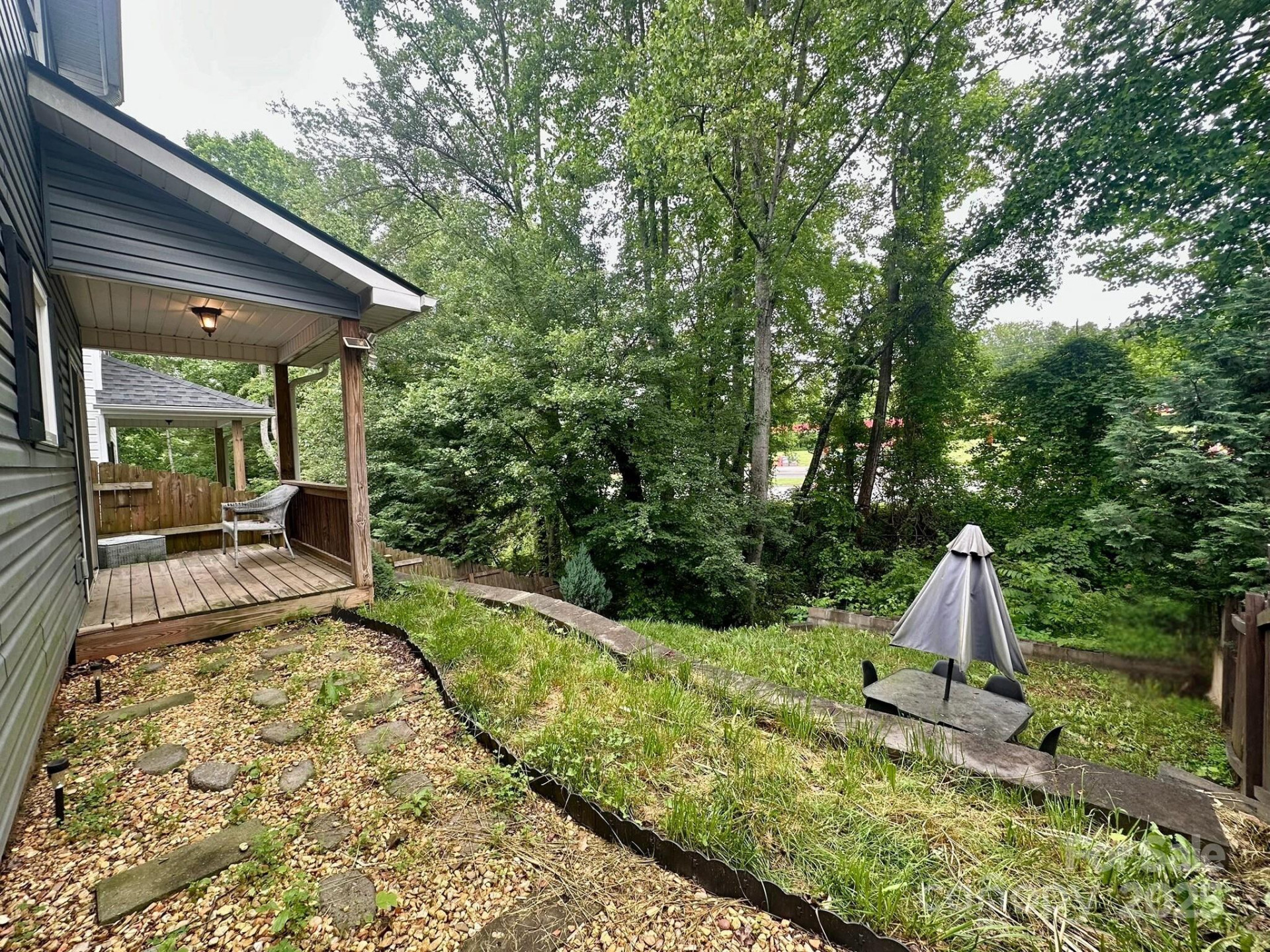 31 English Ivy Road - Photo 24