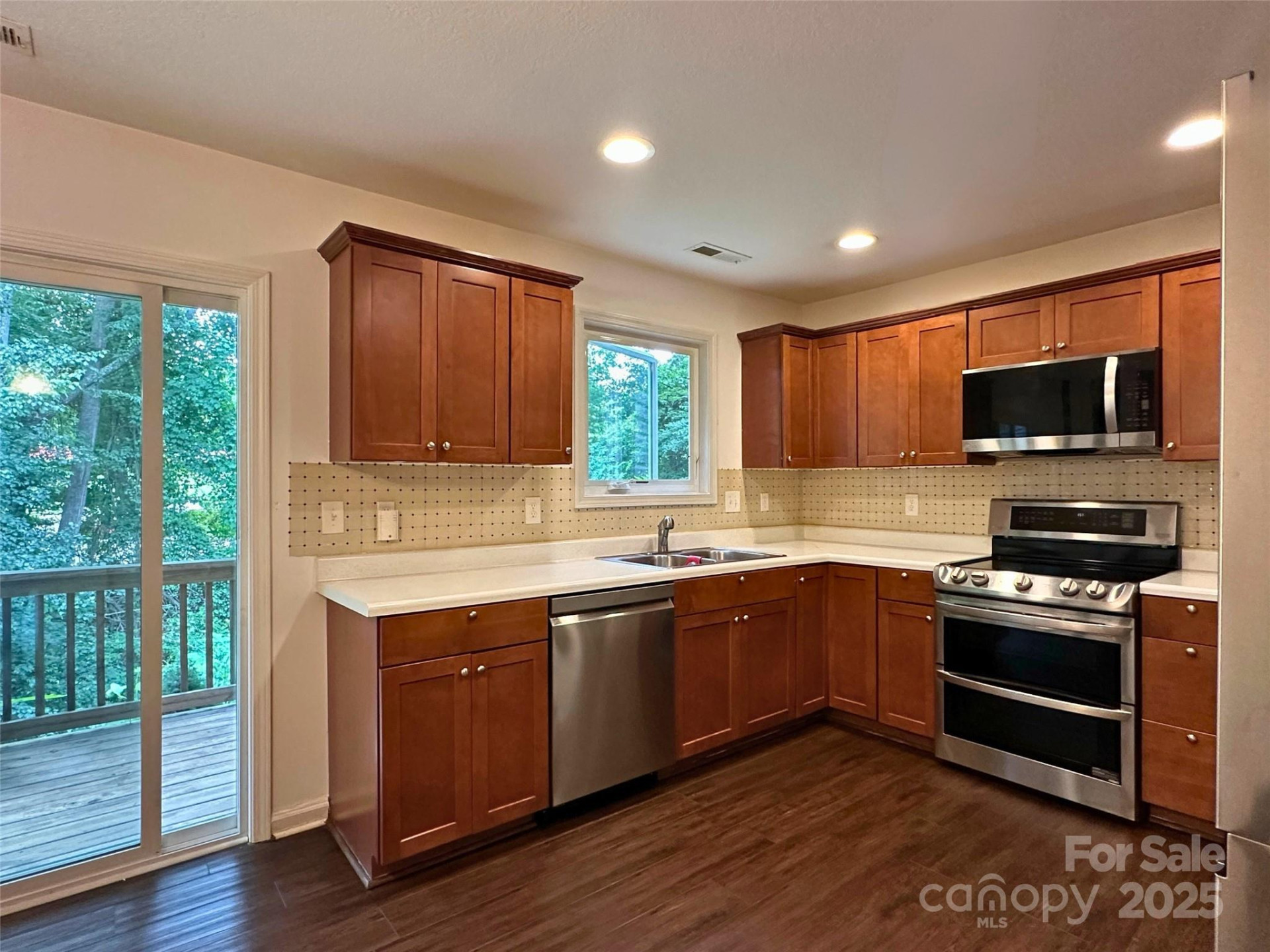 31 English Ivy Road - Photo 10