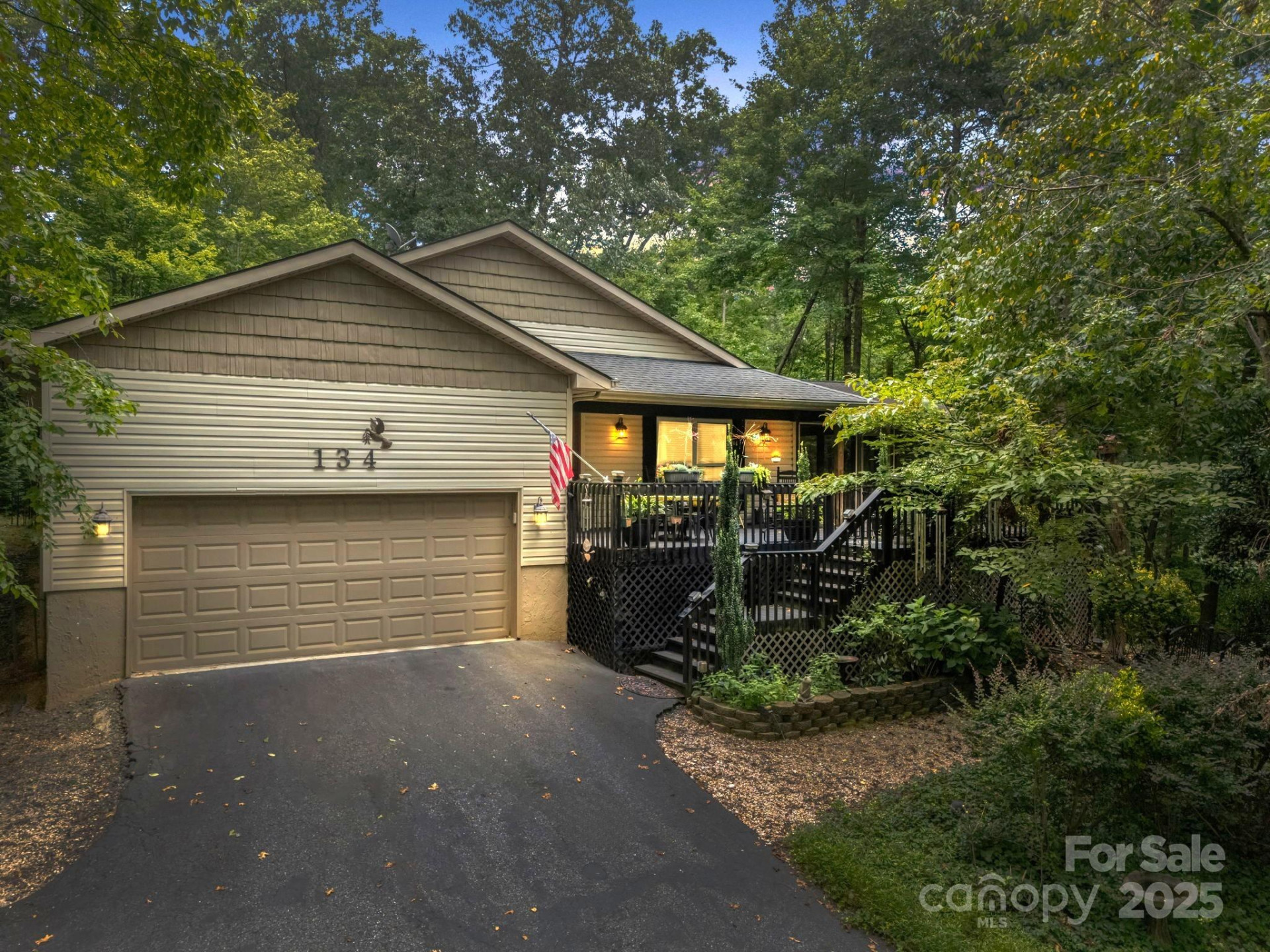 134 Downing Place - Photo 34