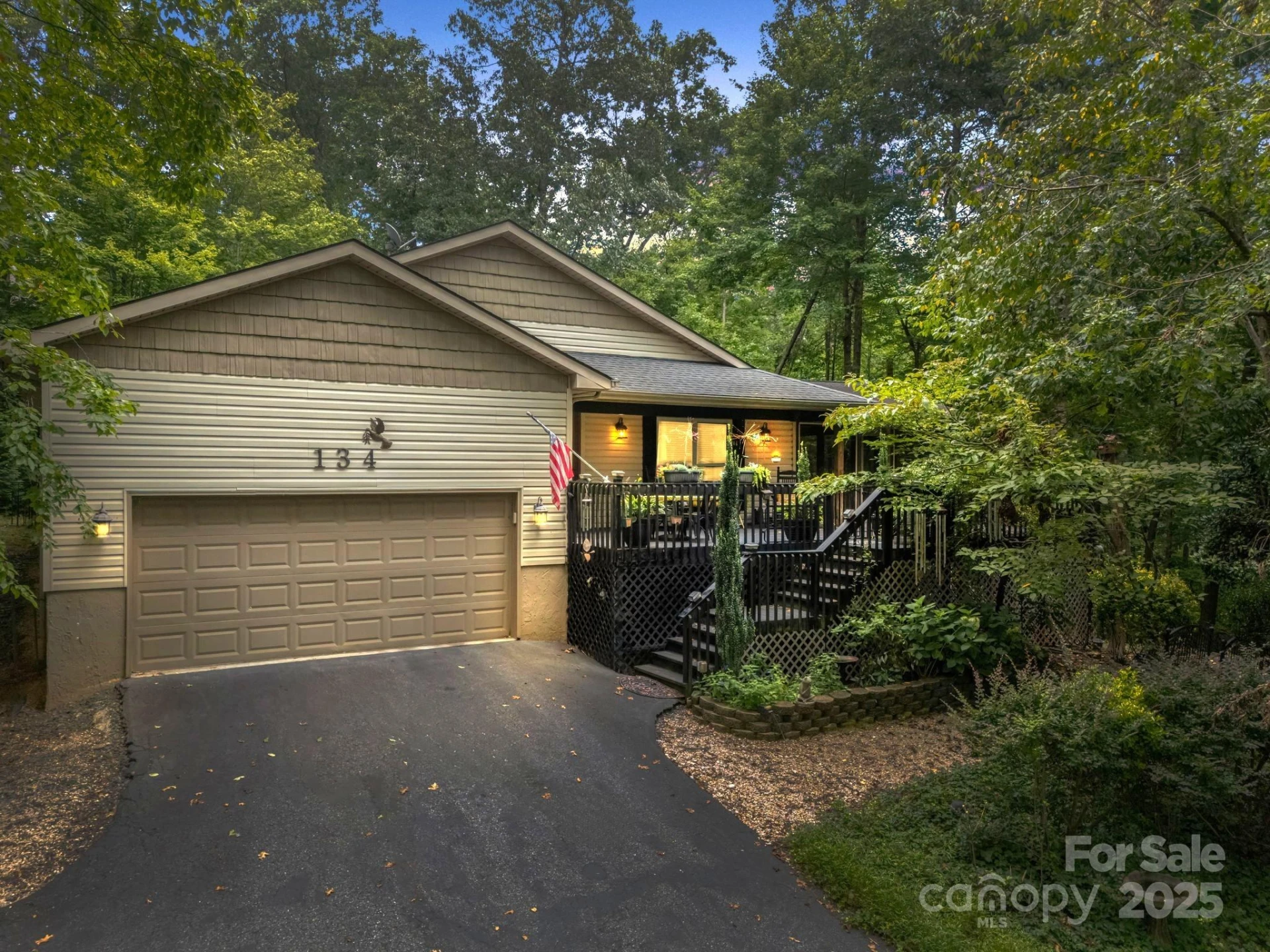 134 Downing Place - Photo 34