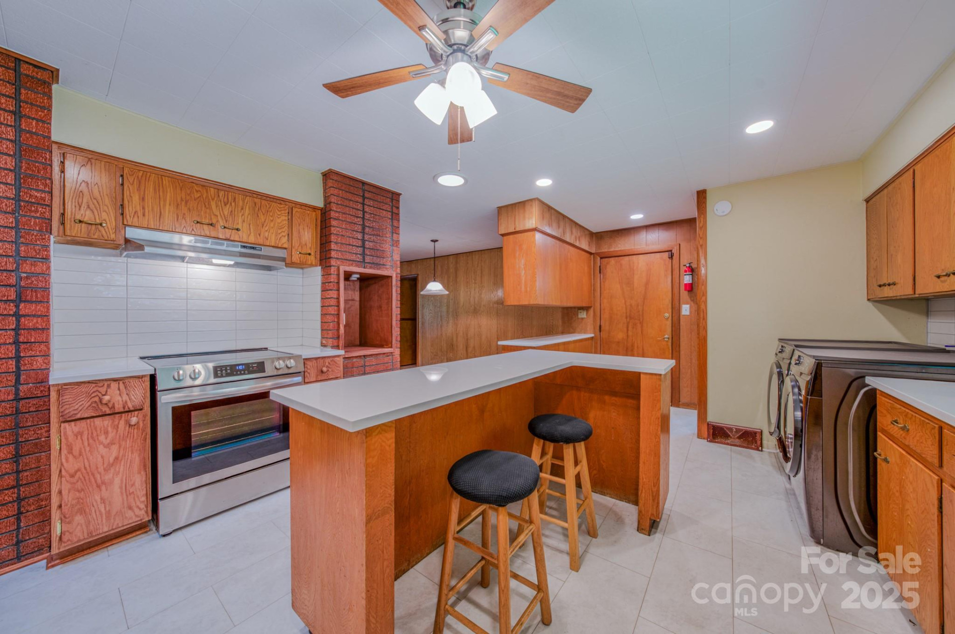 105 Alexander Avenue - Photo 16