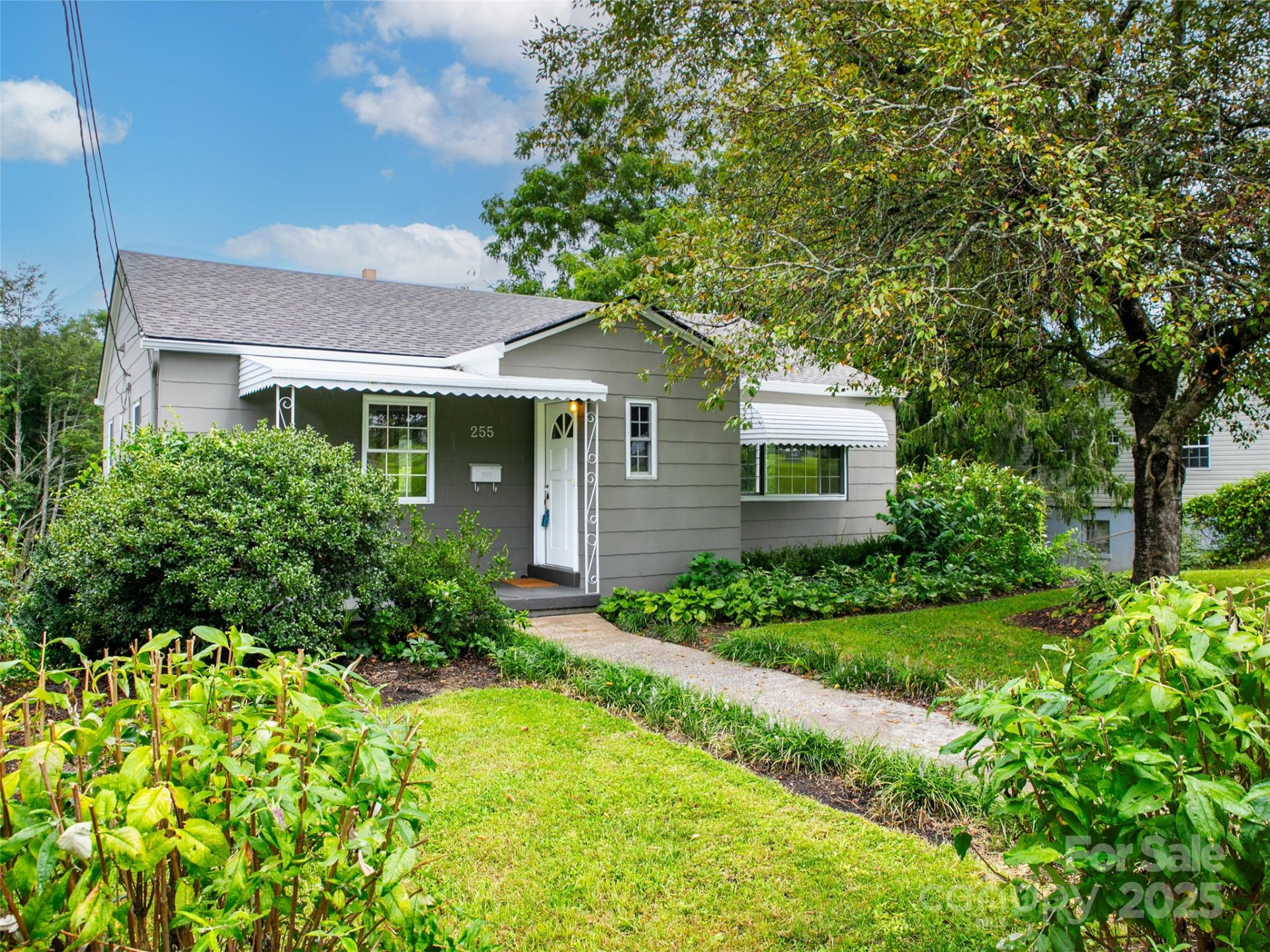 255 North Country Club Road - Photo 2