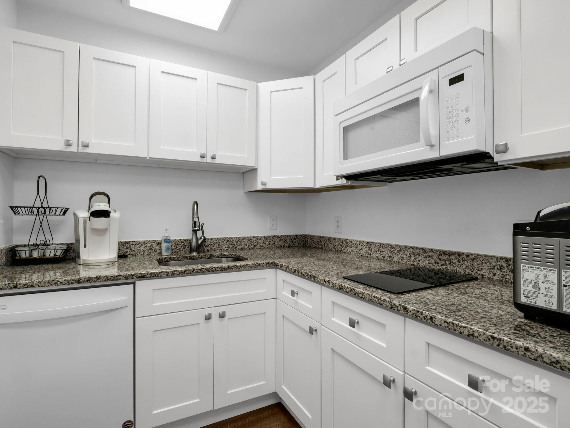 147 Court Street - Photo 8