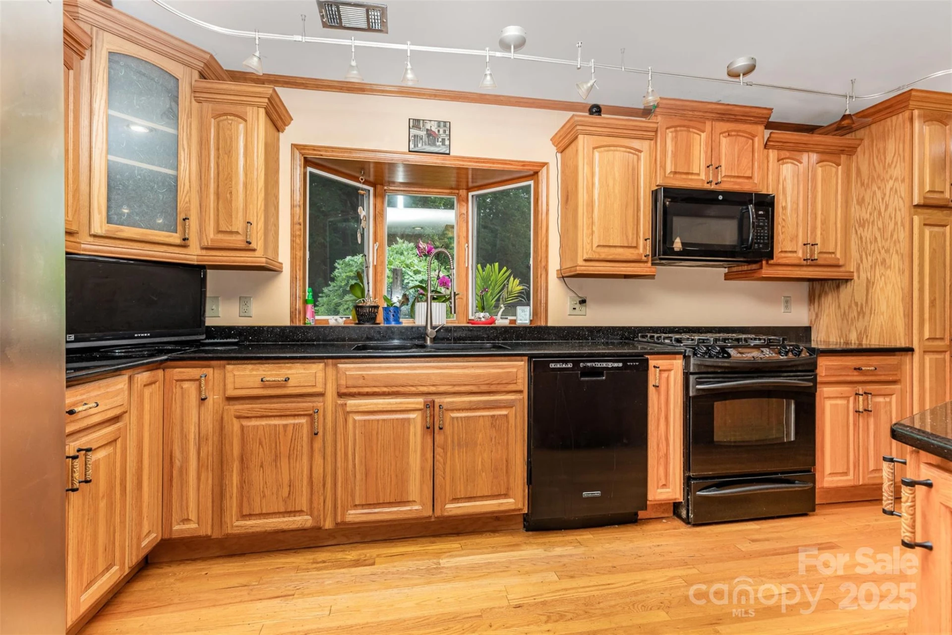 9825 Hagers Road - Photo 7