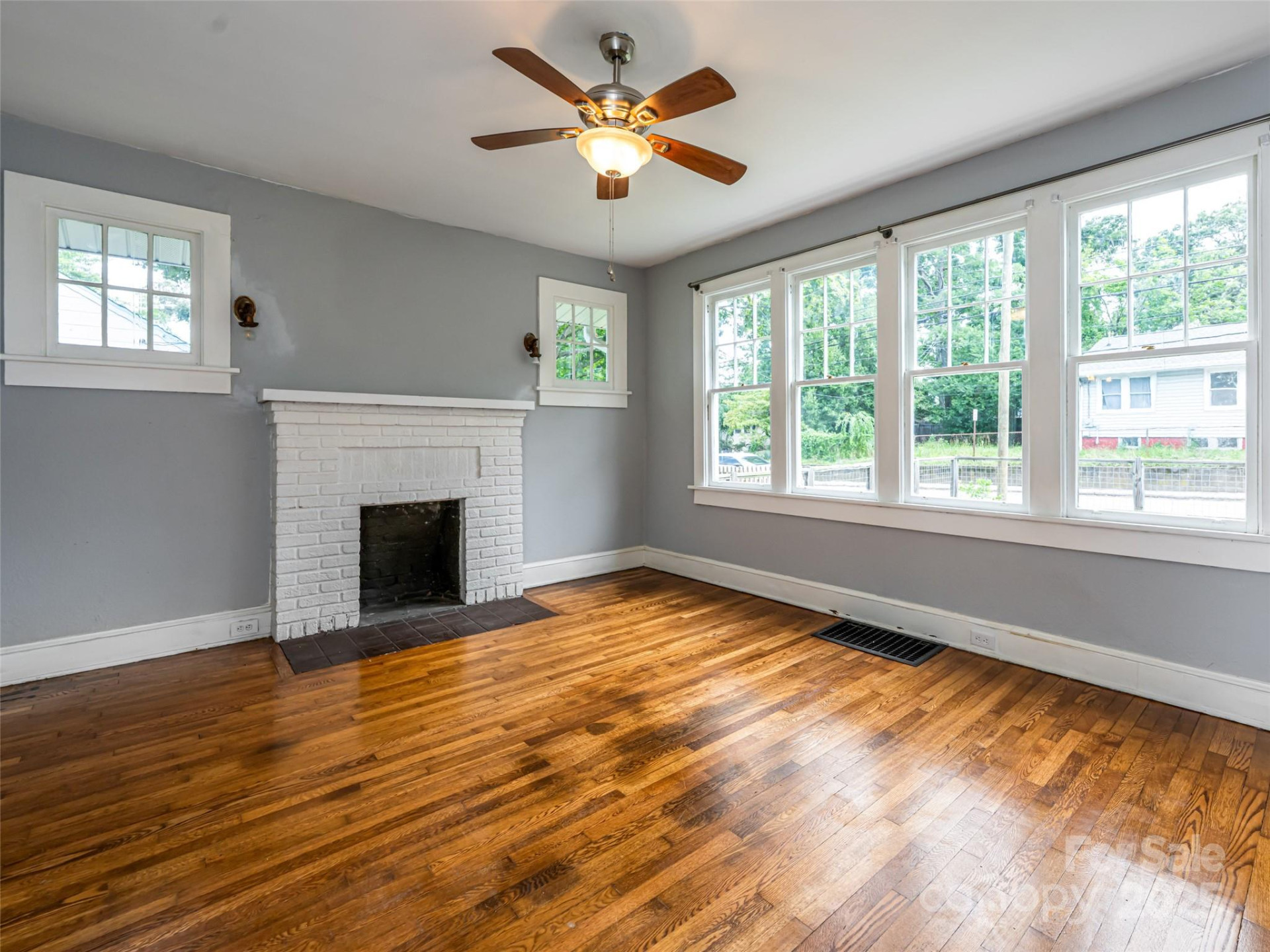 54 Louisiana Avenue - Photo 12