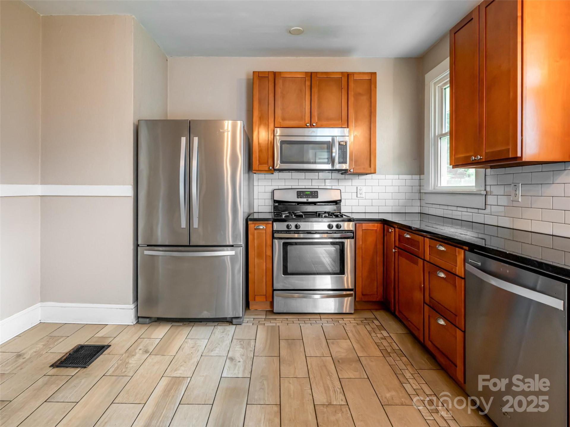 54 Louisiana Avenue - Photo 20