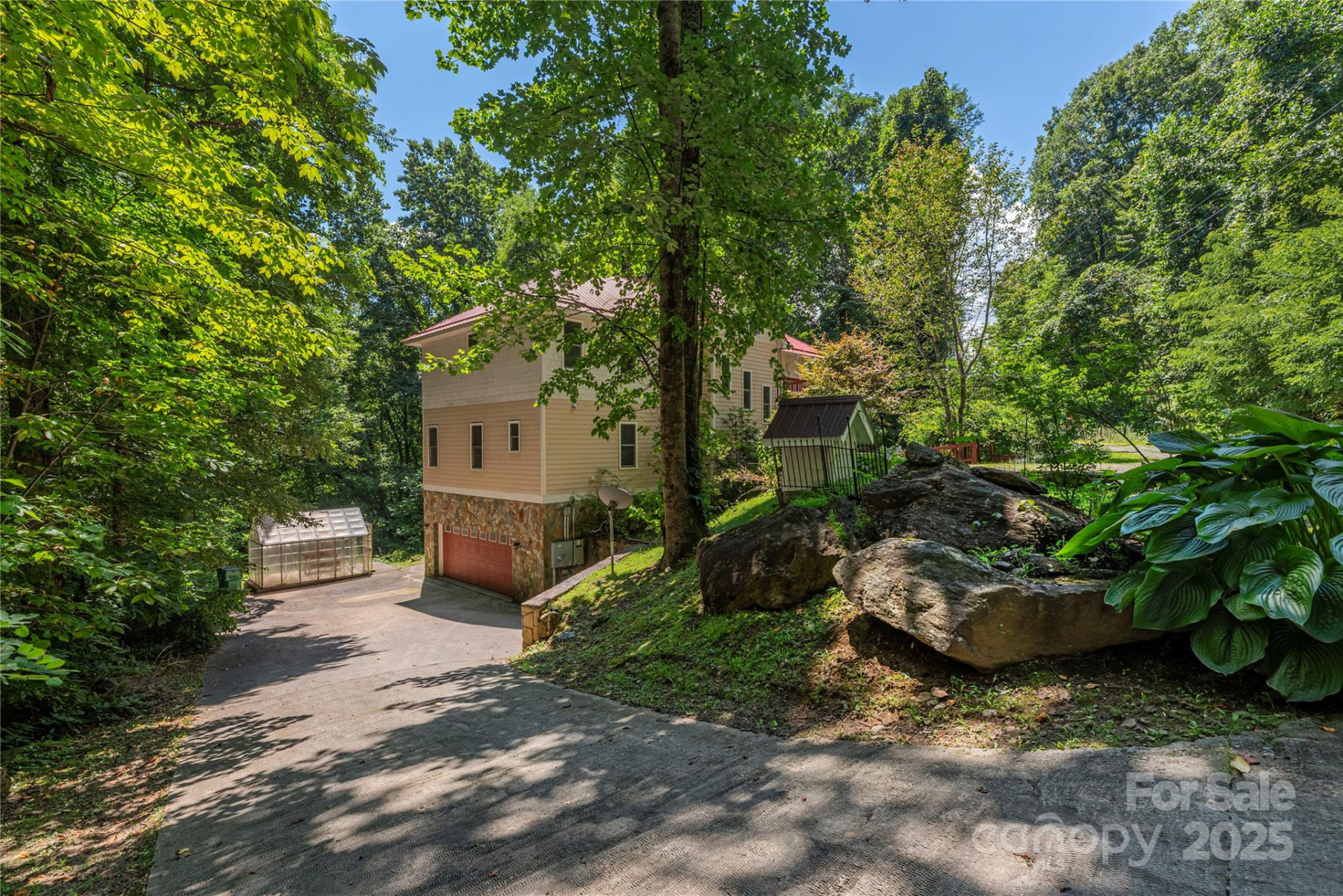 97 Hughes Drive - Photo 4