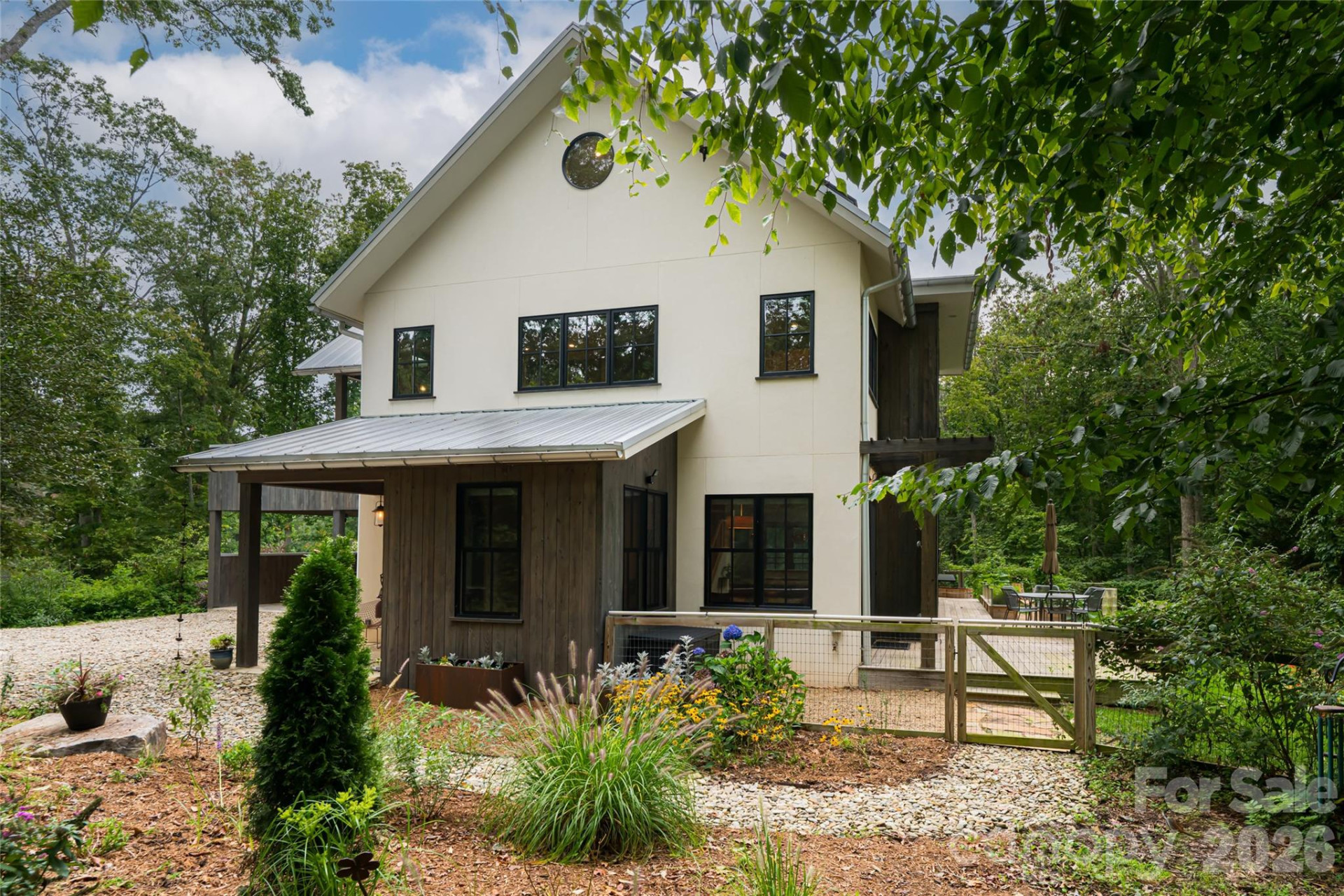 7 Bee Balm Way - Photo 2