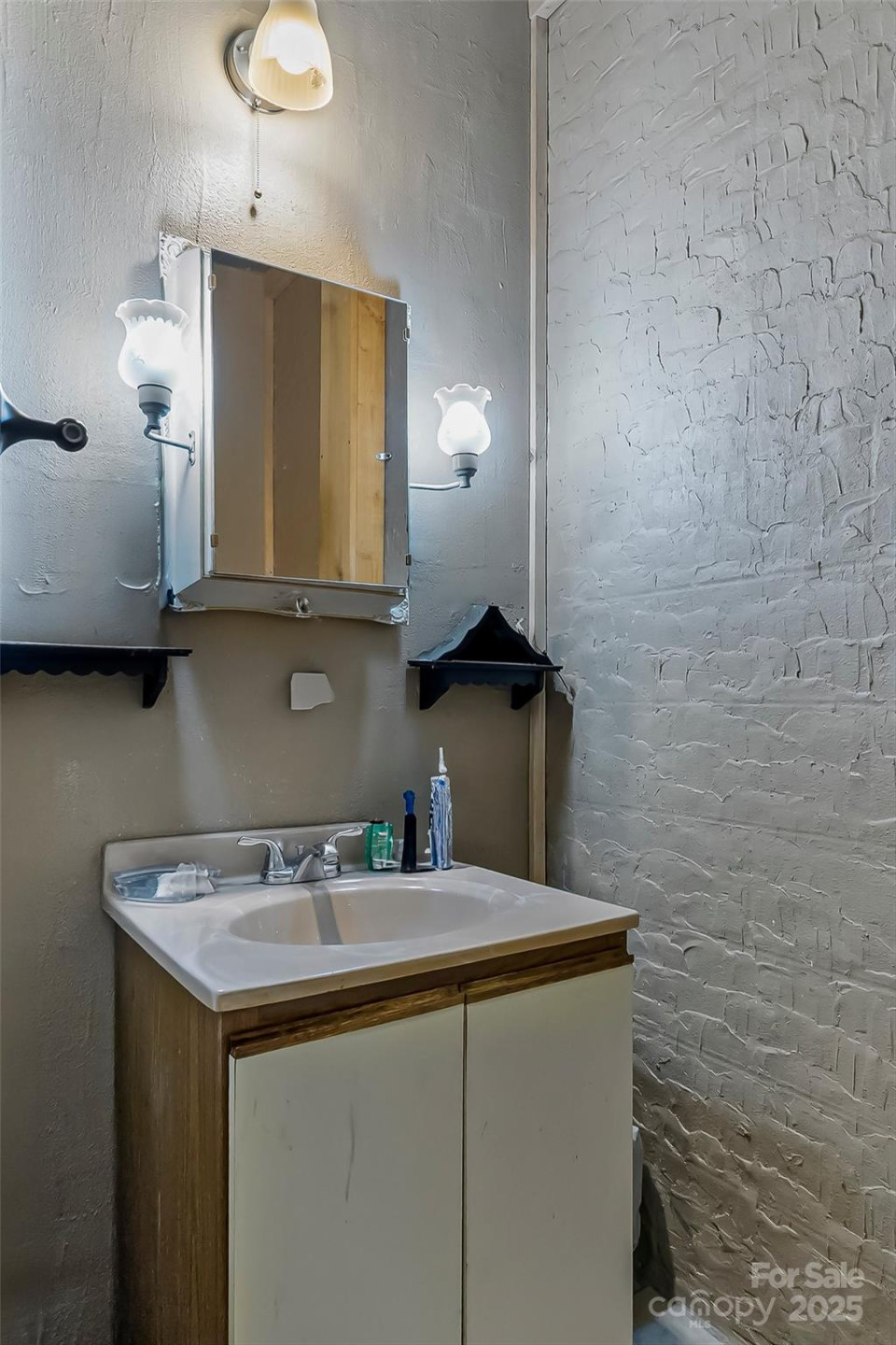 653 Lakeview Drive - Photo 25