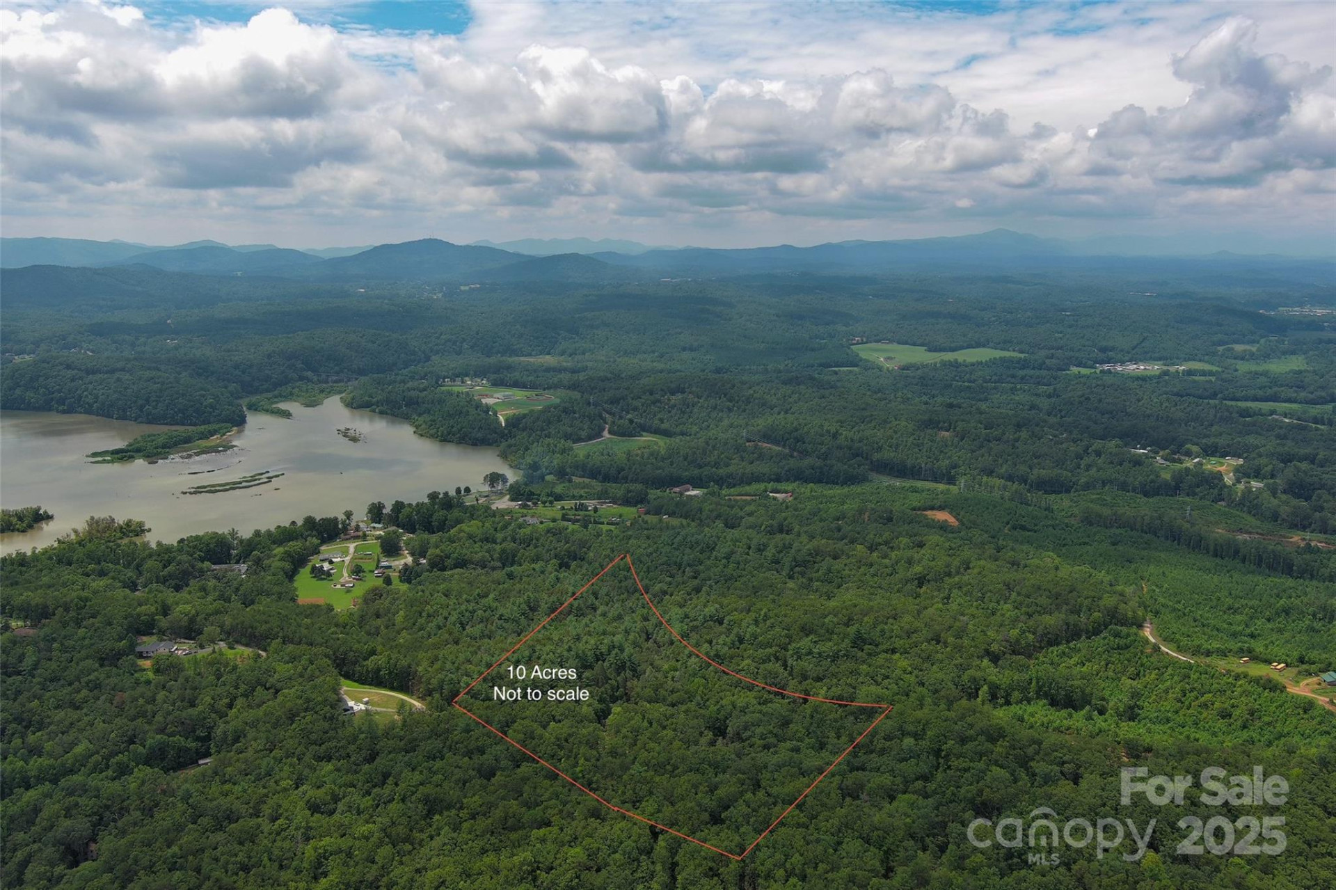 653 Lakeview Drive - Photo 4