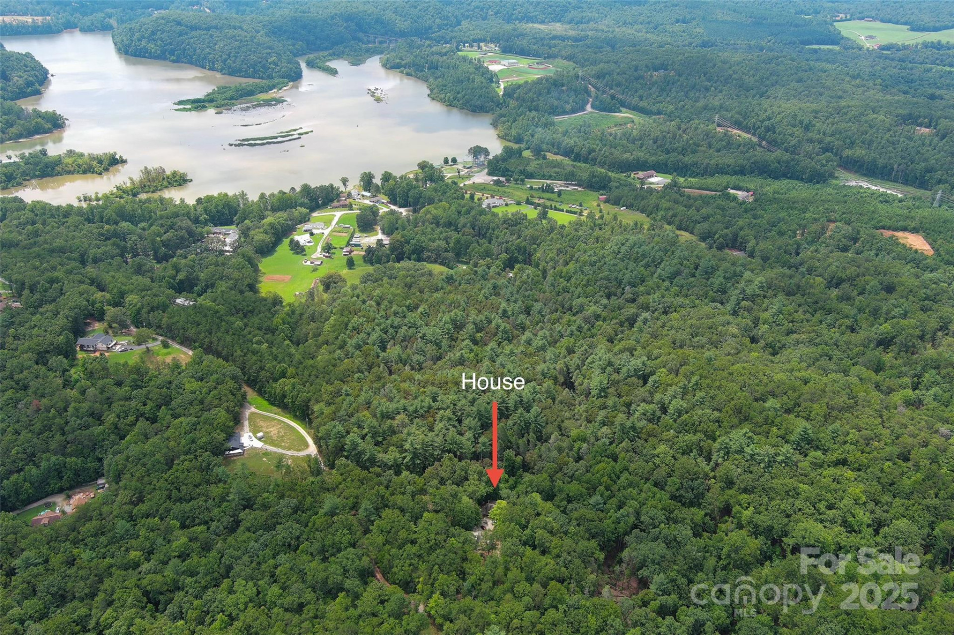 653 Lakeview Drive - Photo 6