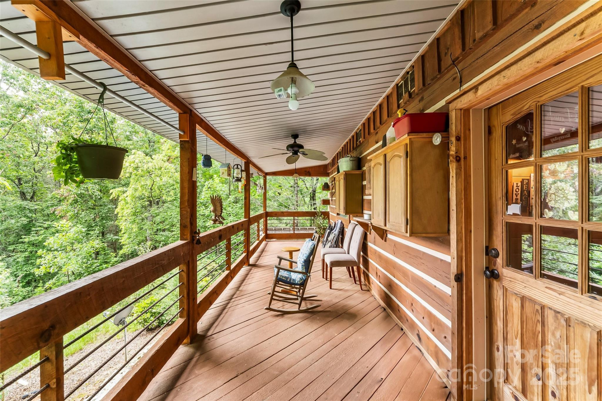 653 Lakeview Drive - Photo 8