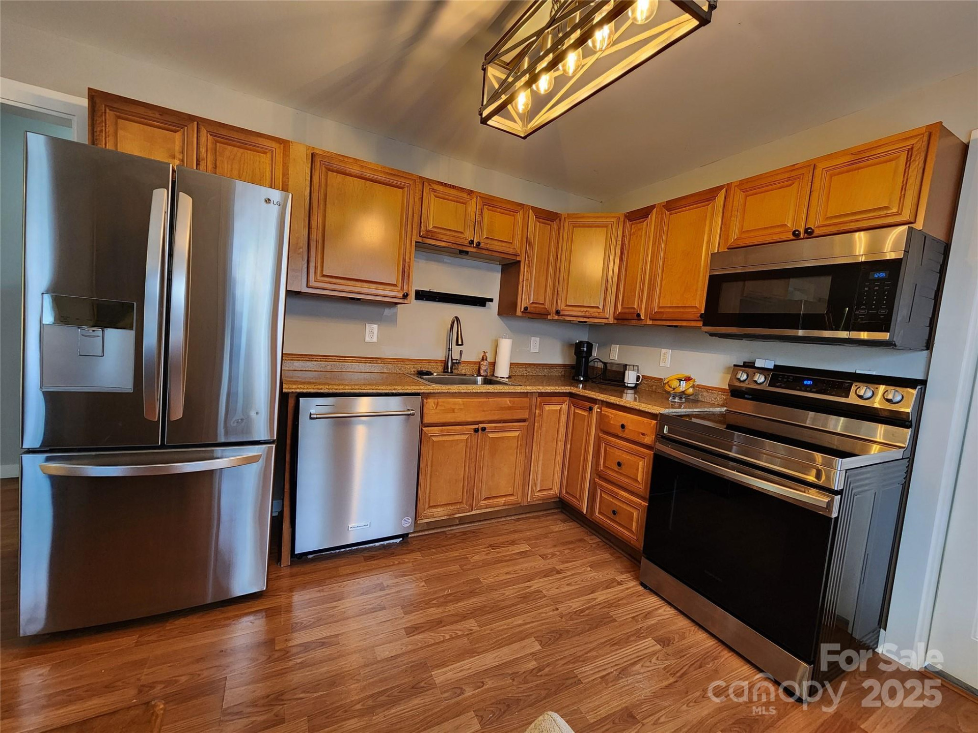 71 Fifth Avenue - Photo 9