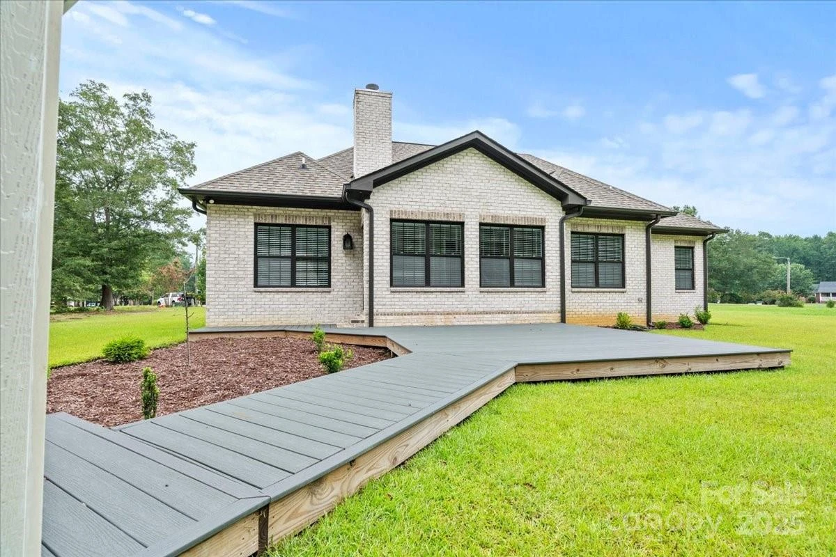 615 Little John Road - Photo 3