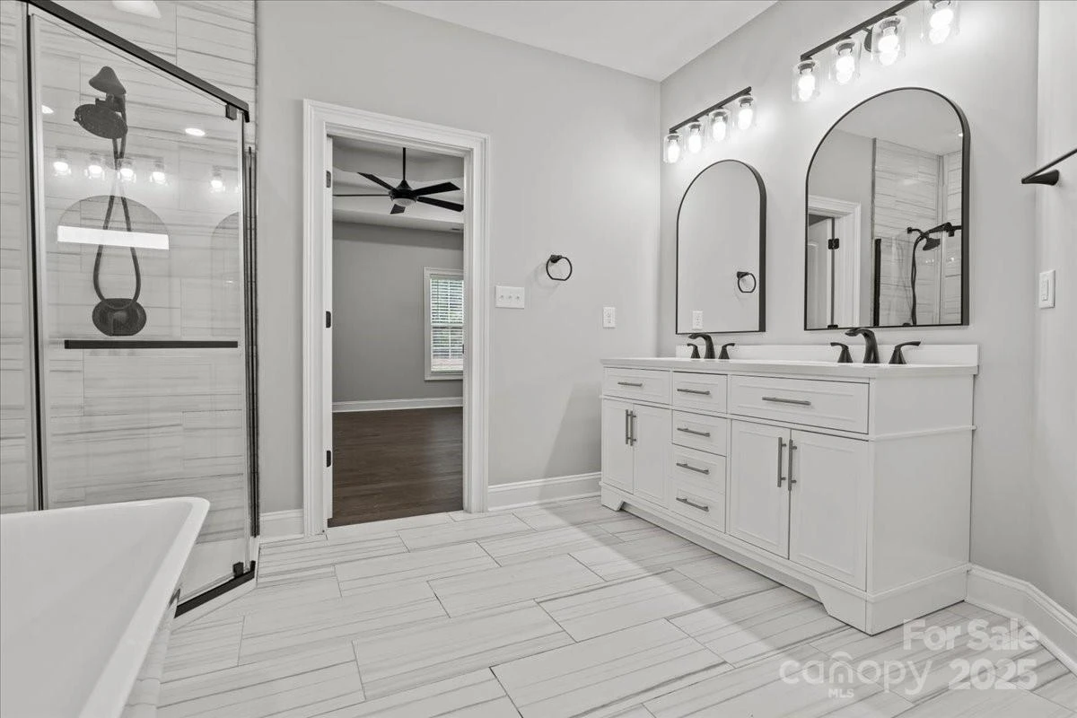 615 Little John Road - Photo 34