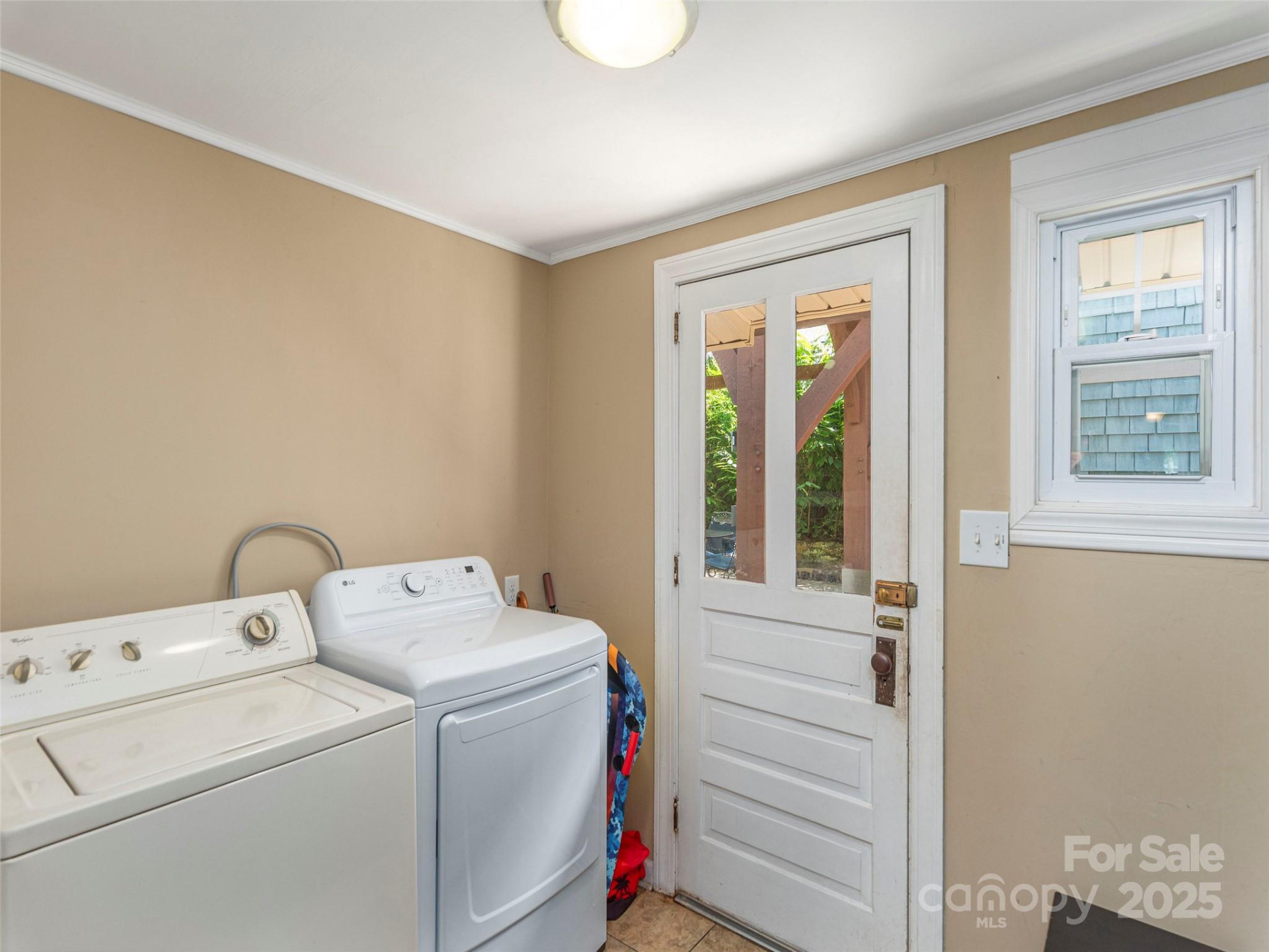 213 Chapel Drive - Photo 11