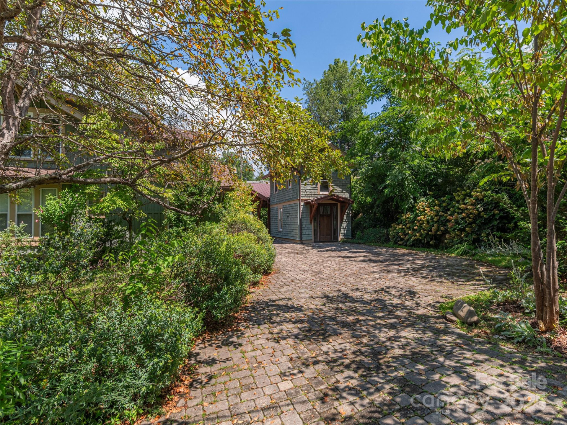 213 Chapel Drive - Photo 34