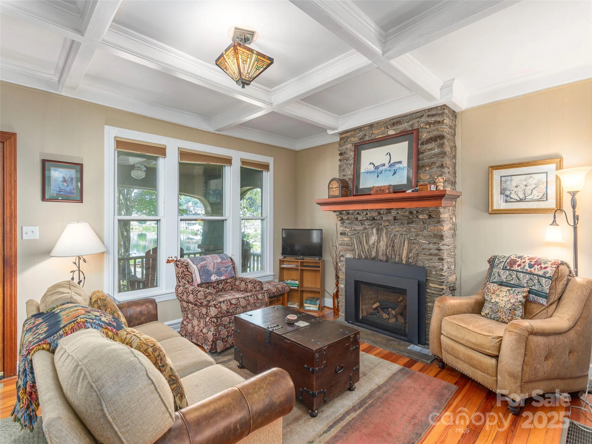 213 Chapel Drive - Photo 5