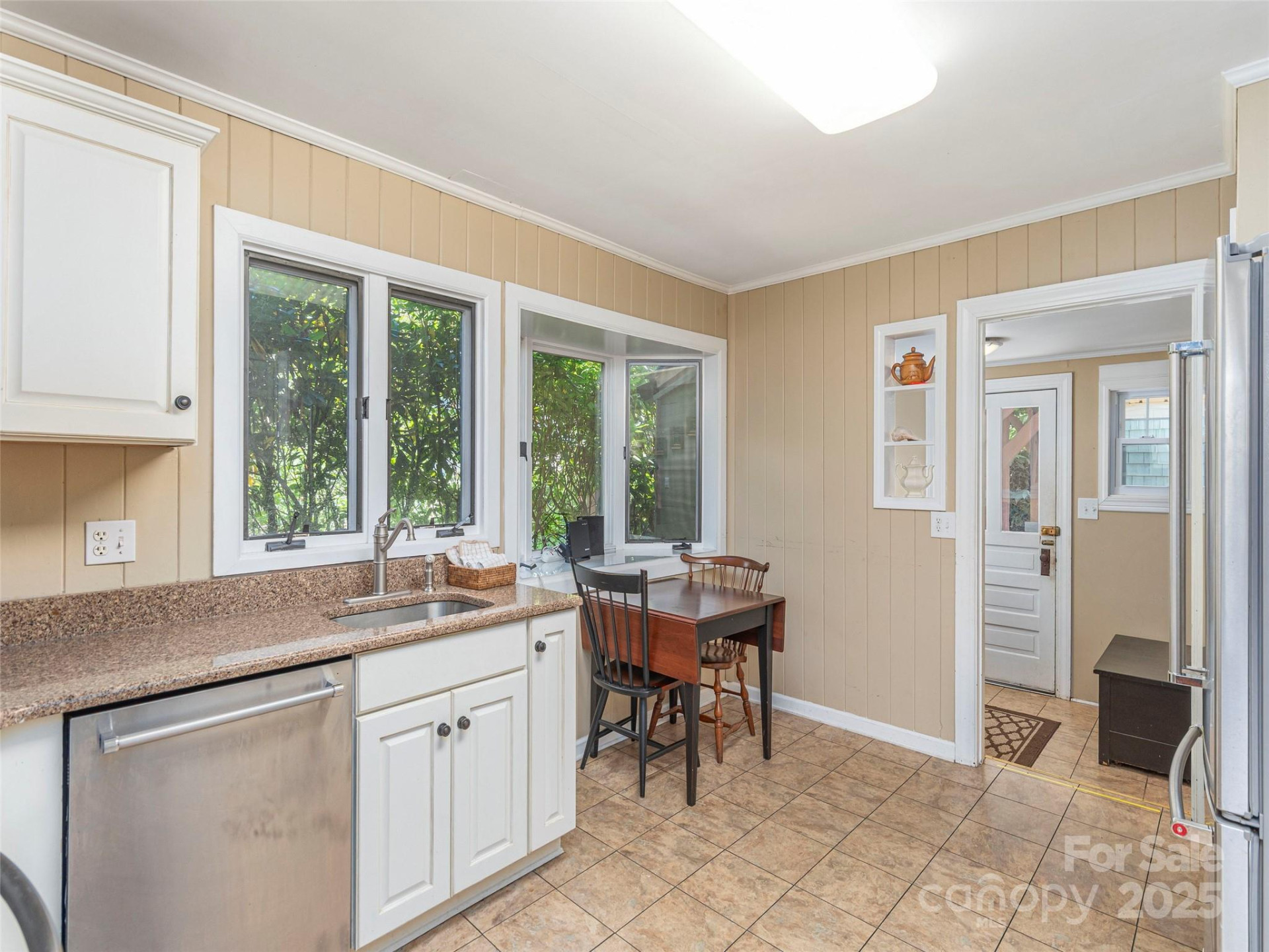 213 Chapel Drive - Photo 8