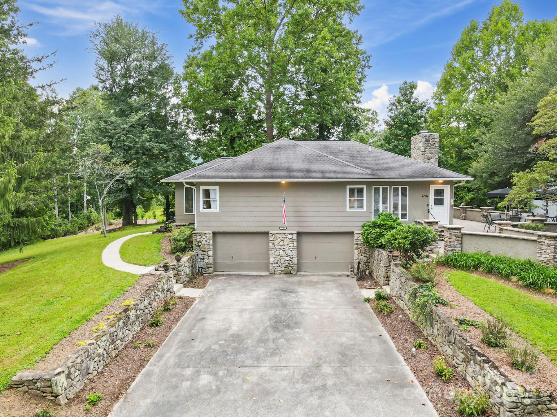 7741 Brevard Road - Photo 4