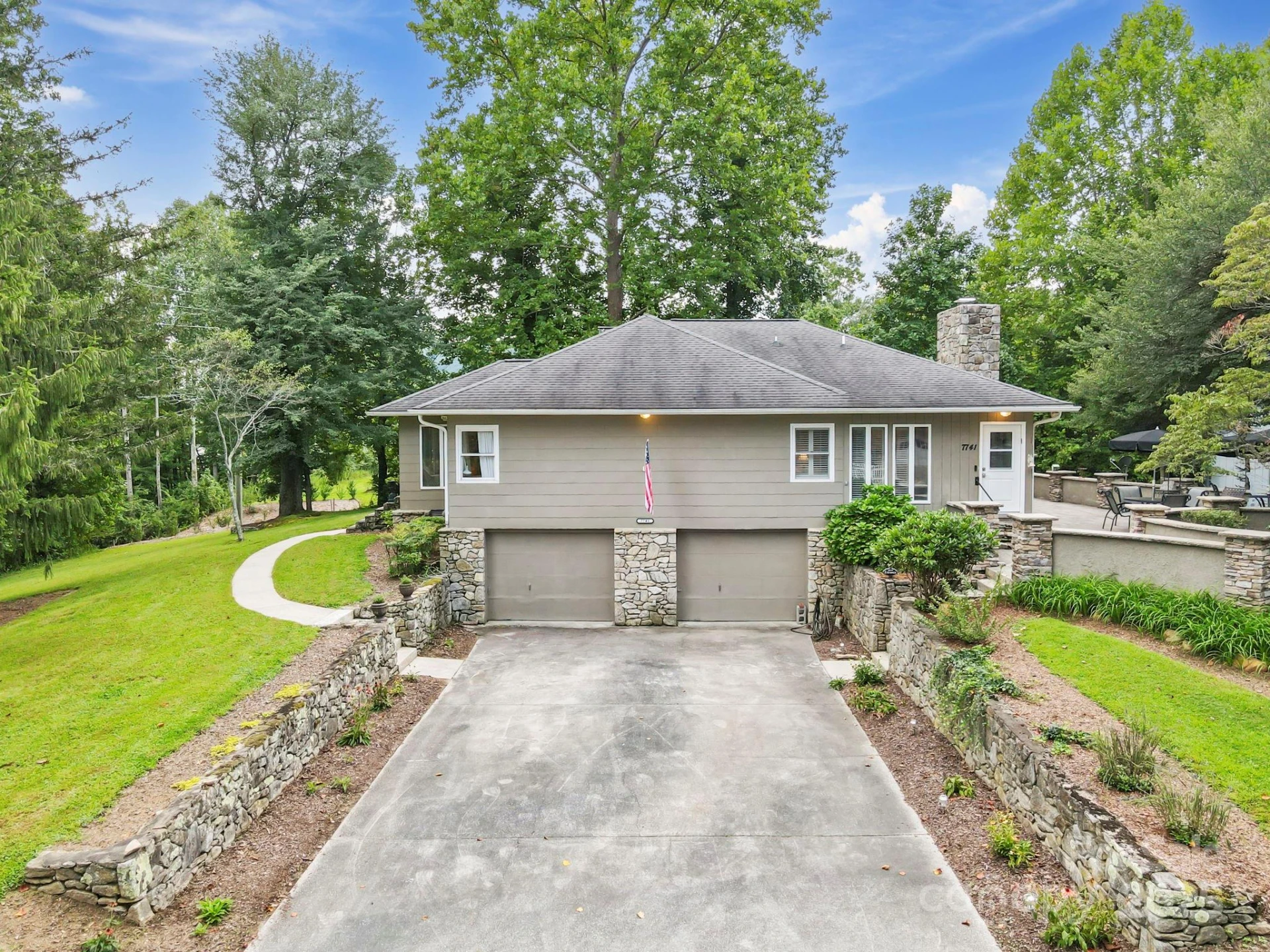 7741 Brevard Road - Photo 4