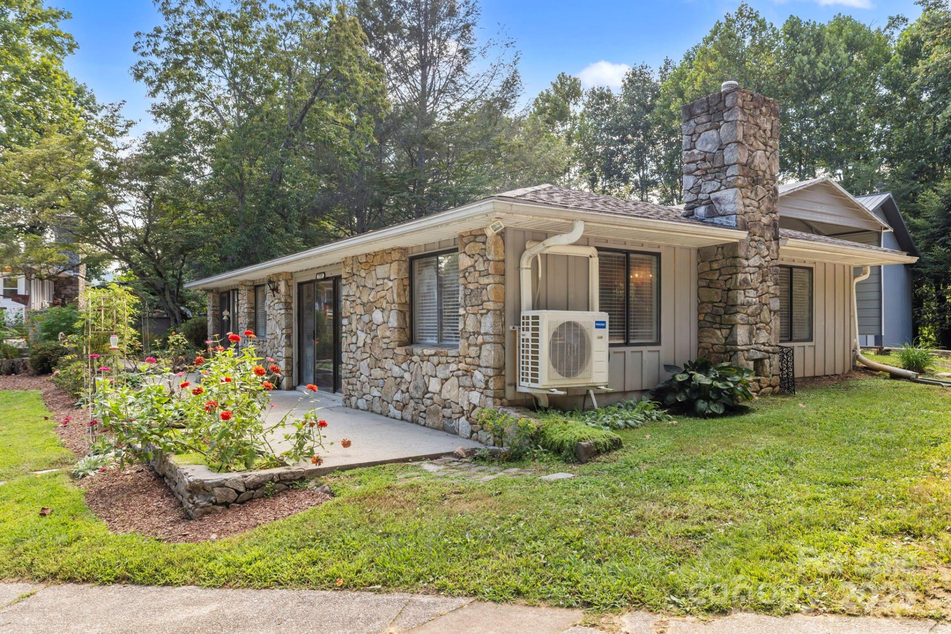 7741 Brevard Road - Photo 32