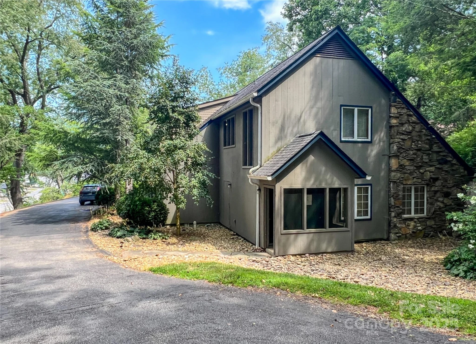 1275 Tunnel Road - Photo 2