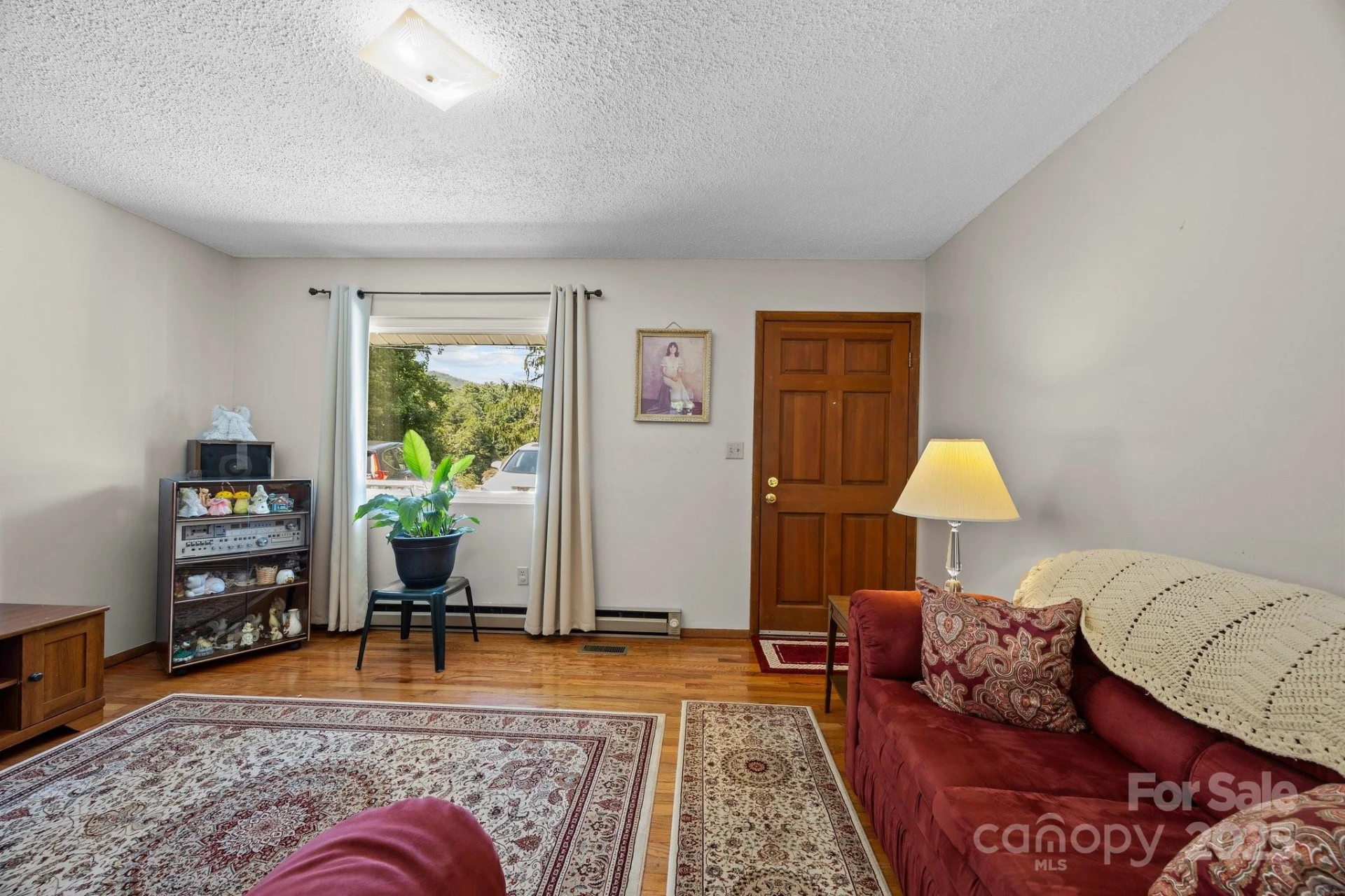 204 Cedar Hill Road - Photo 3