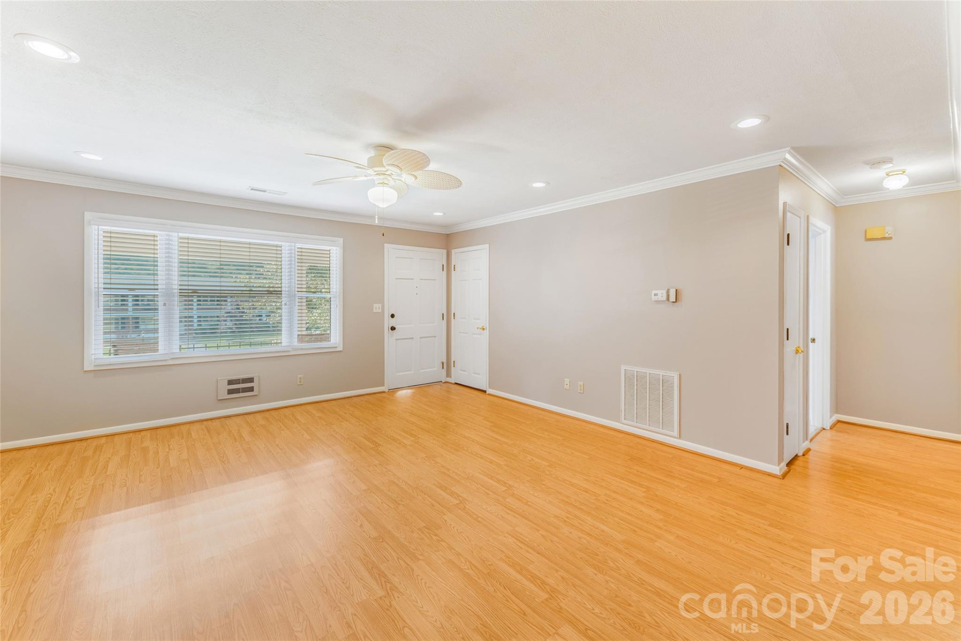 102 Boyd Drive #5C - Photo 5