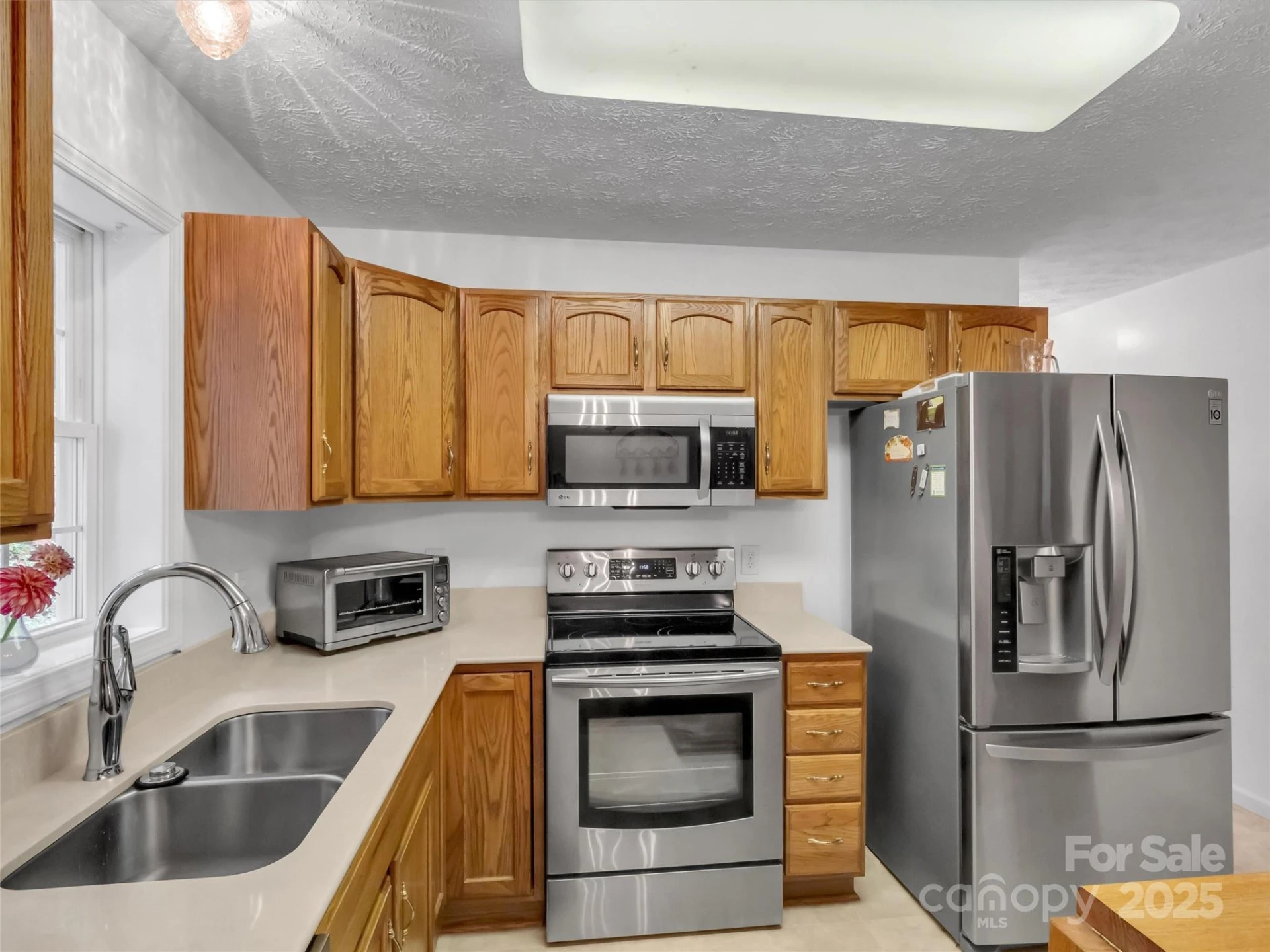 562 Beechwood Drive - Photo 15
