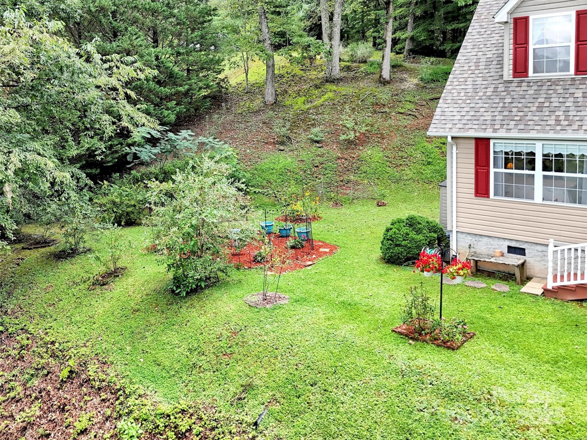 562 Beechwood Drive - Photo 35