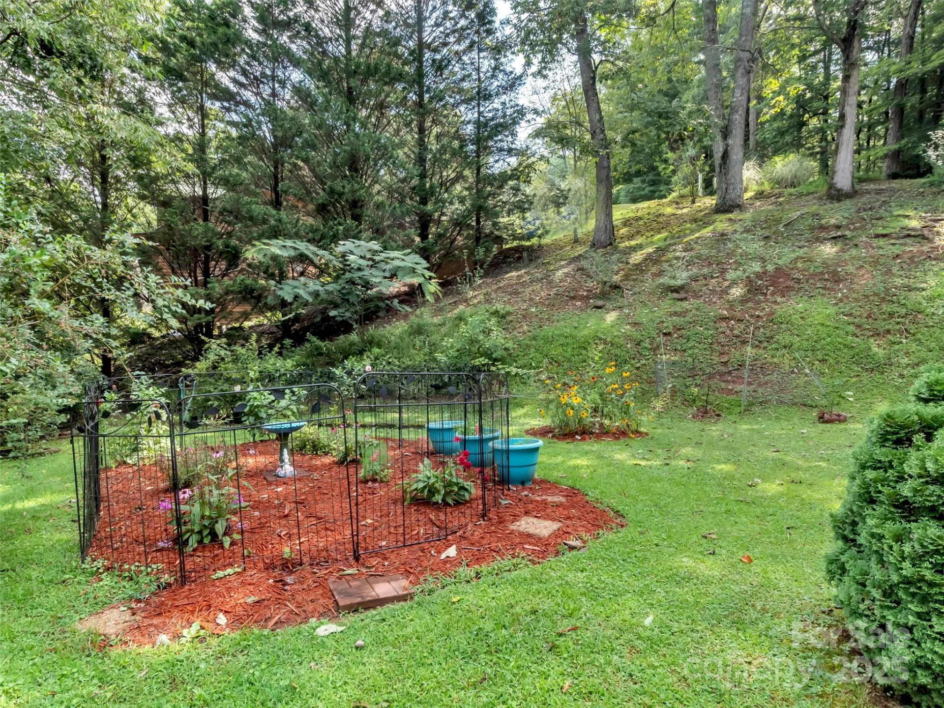 562 Beechwood Drive - Photo 36