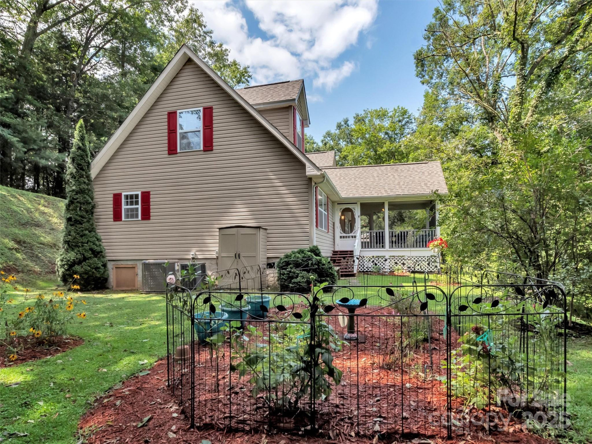 562 Beechwood Drive - Photo 40