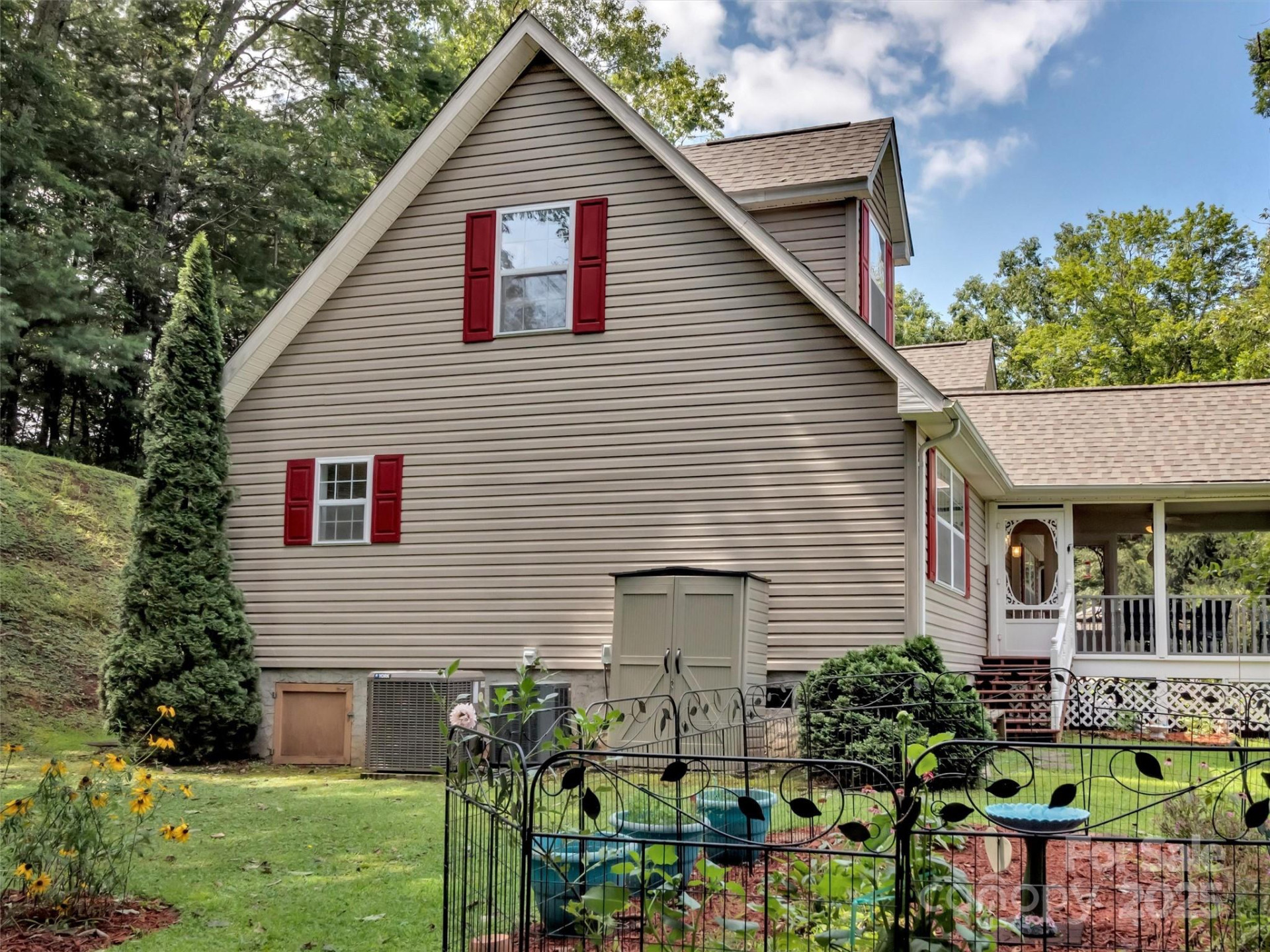 562 Beechwood Drive - Photo 41