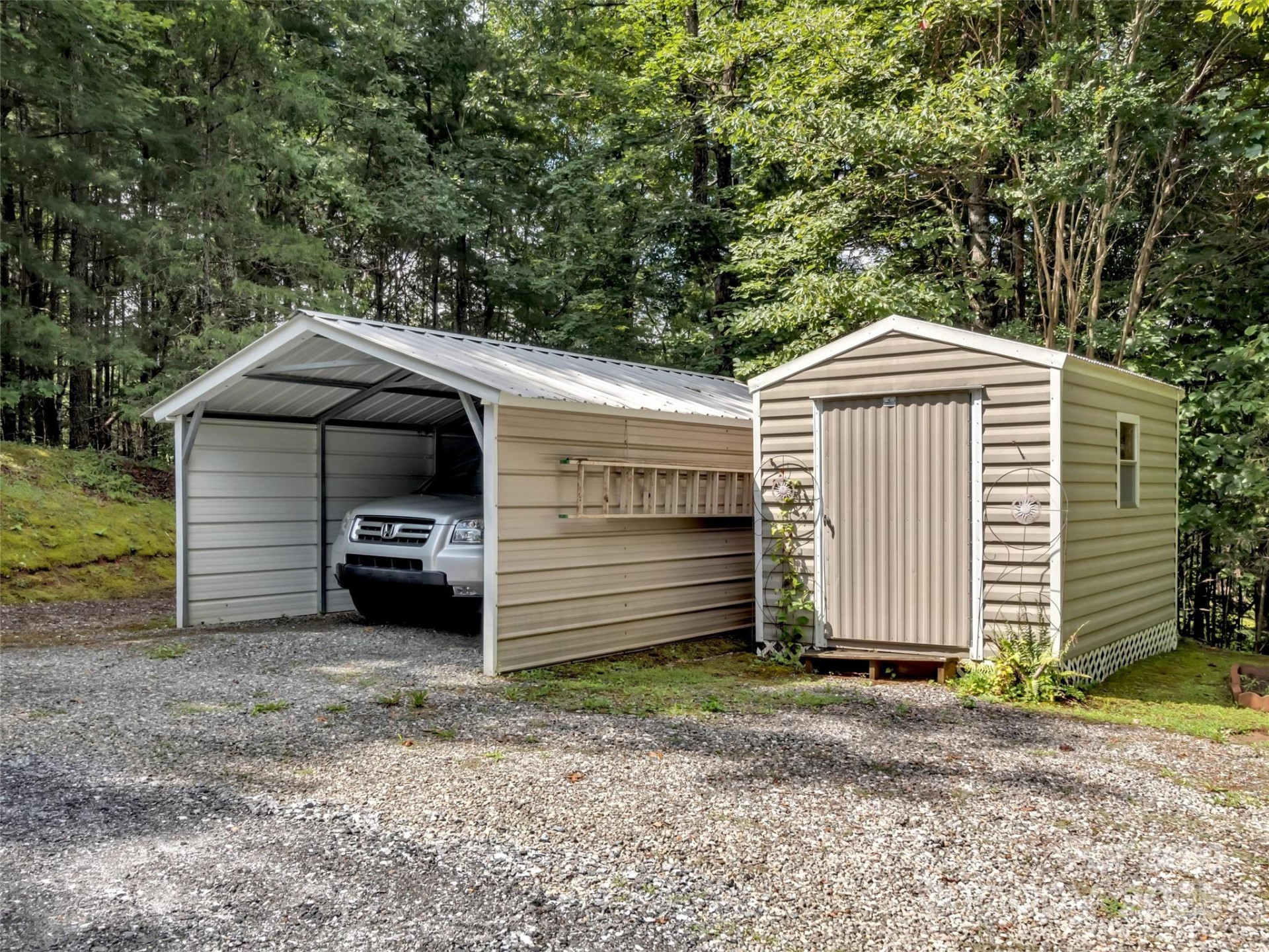 562 Beechwood Drive - Photo 42